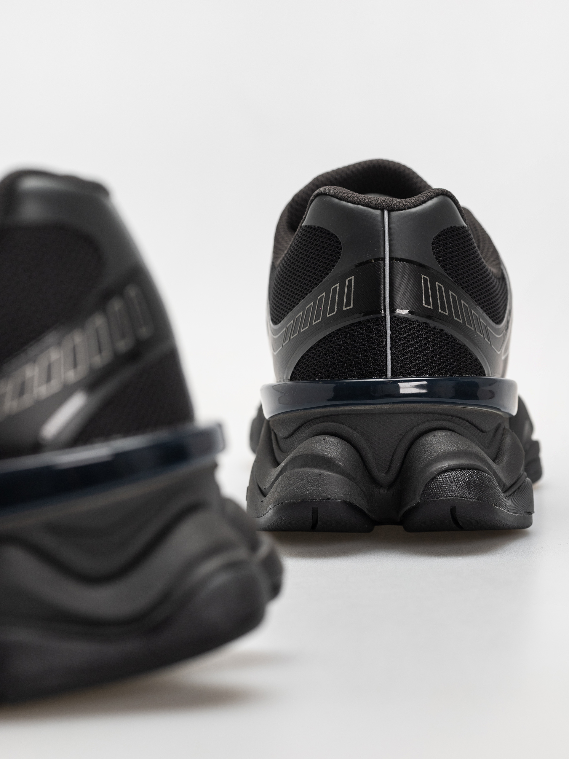 New Balance 9060 Schuhe (black/faded black)