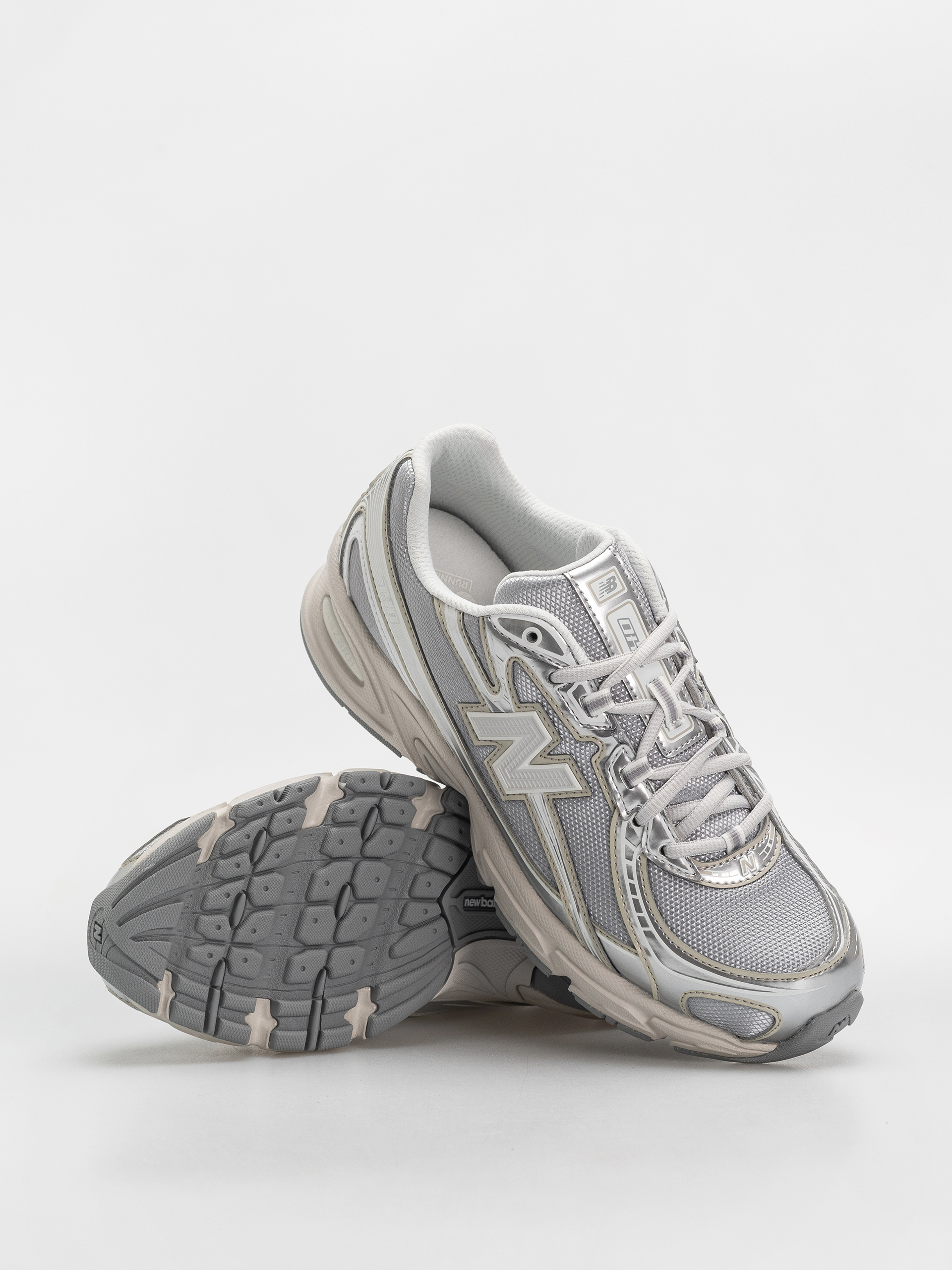New Balance 740 Schuhe (metallic silver/metallic silver)