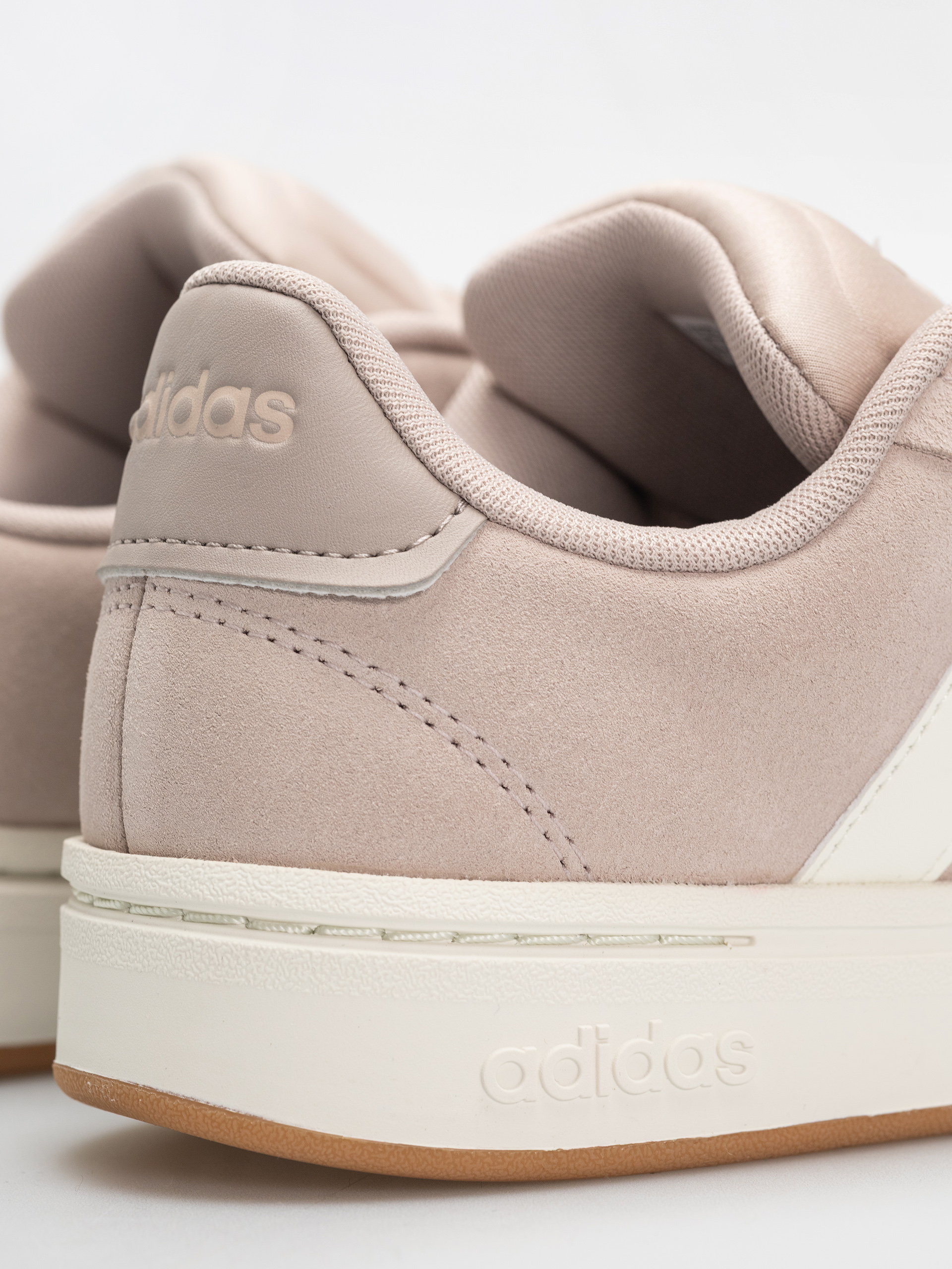 adidas Grand Court Alpha 0 Wmn Schuhe (wontau/owhite/vapgre)