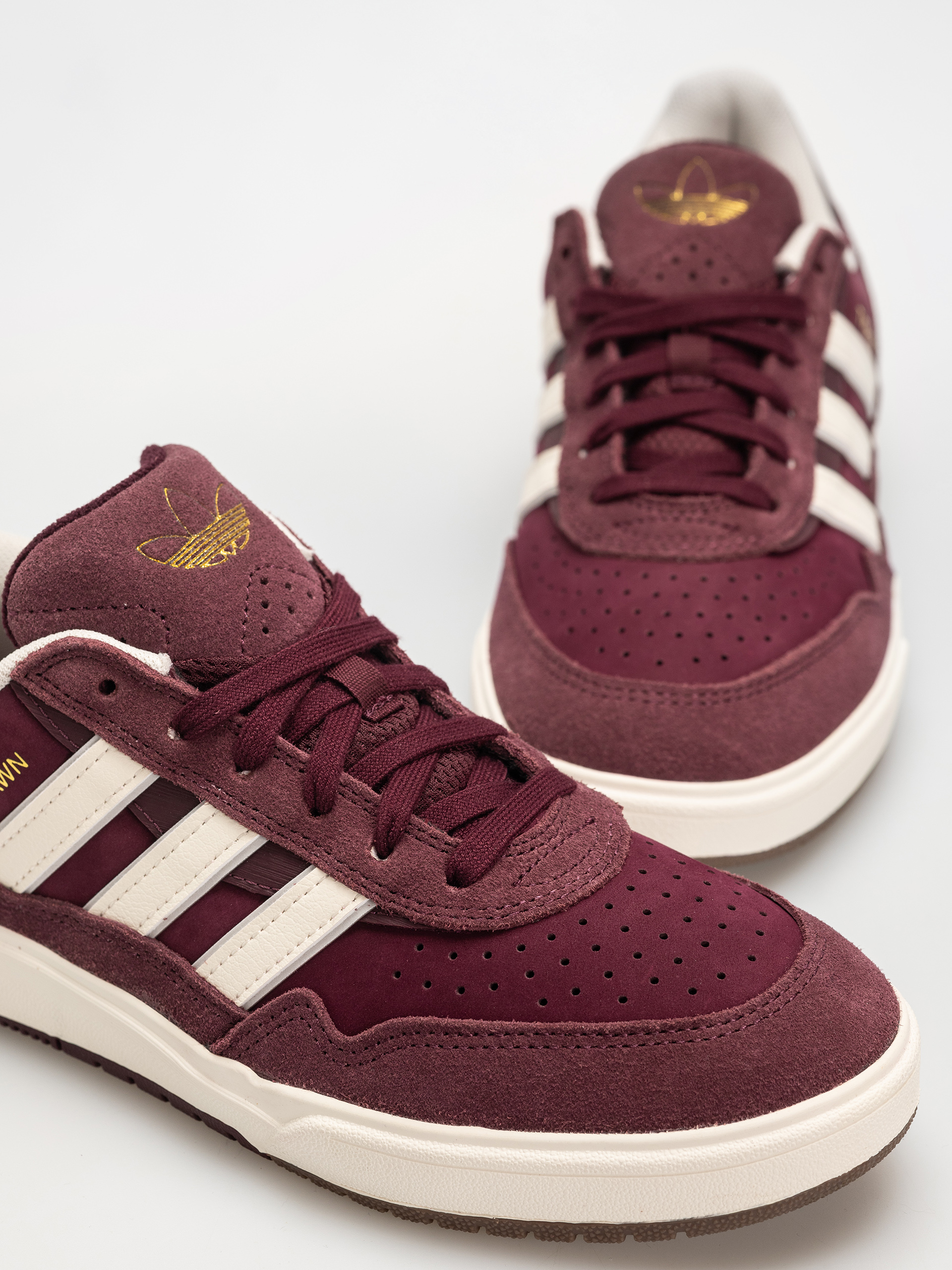 adidas Tyshawn II Schuhe (maroon/cwhite/goldmt)