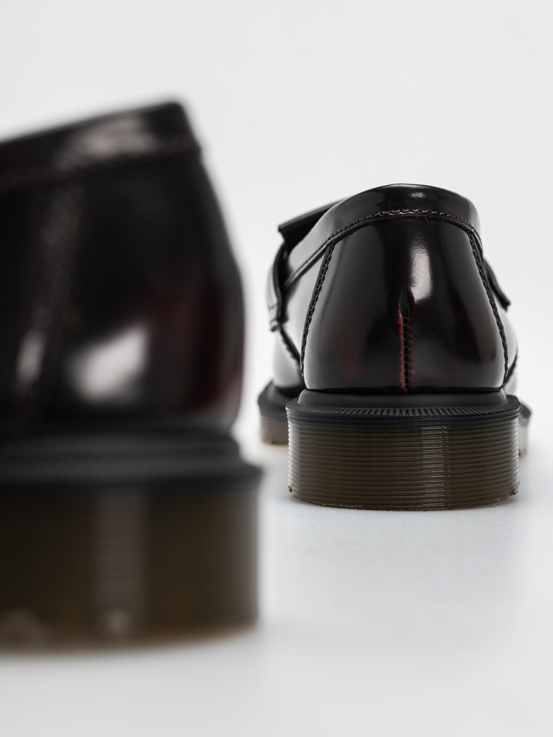 Dr. Martens Adrian Tassel Loafer Schuhe (cherry red arcadia)