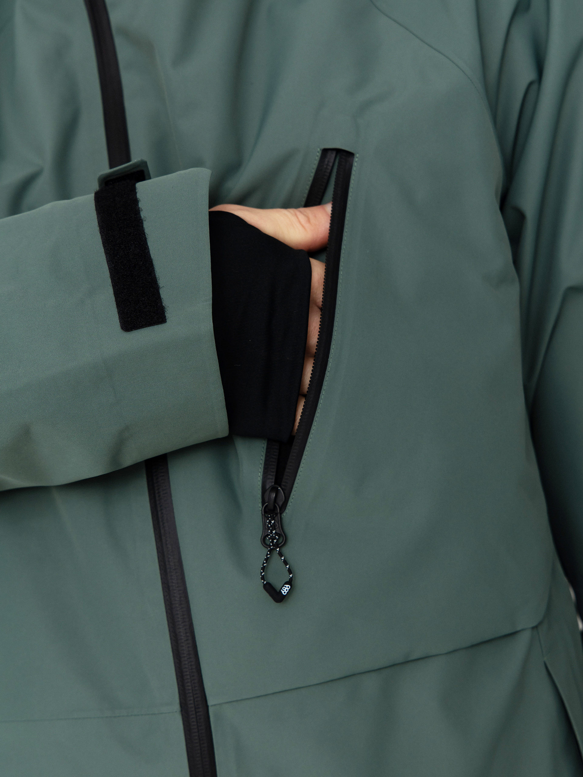 Herren 686 Snowboard Jacke Hydra Thermagraph (cypress green)