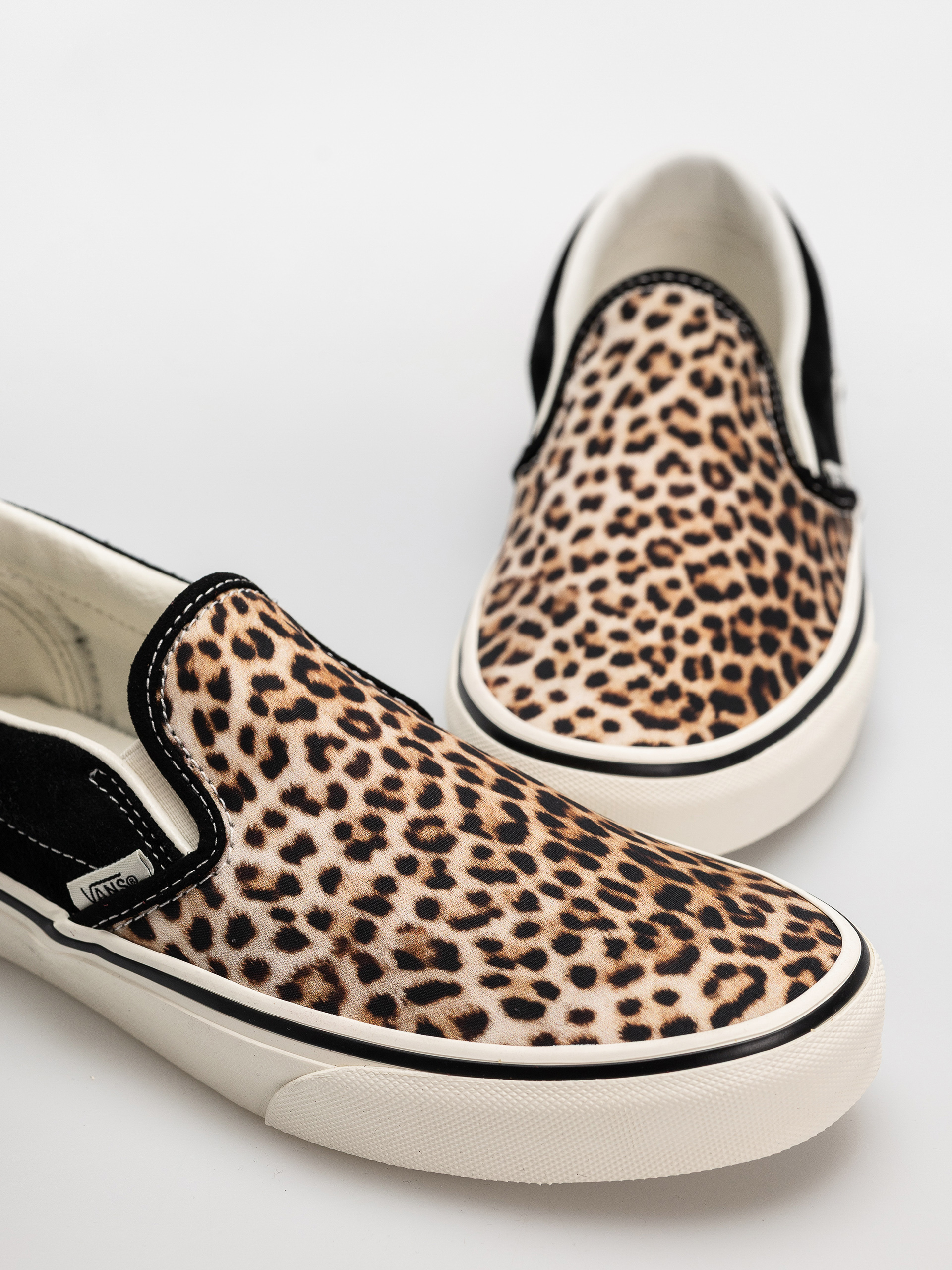 Vans Classic Slip On Schuhe (black/leopard)