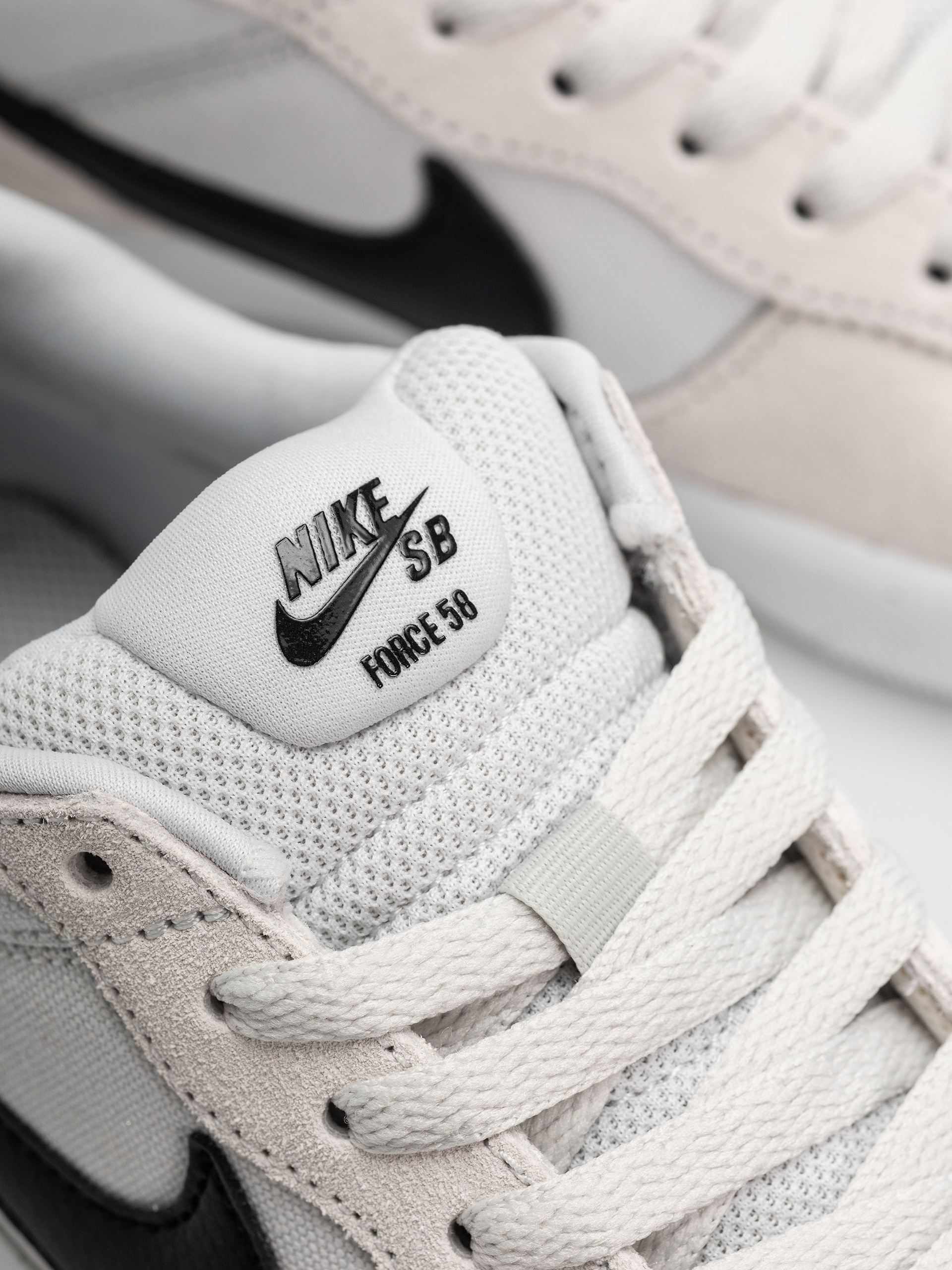 Nike SB Force 58 Shoes (photon dust/black photon dust white)