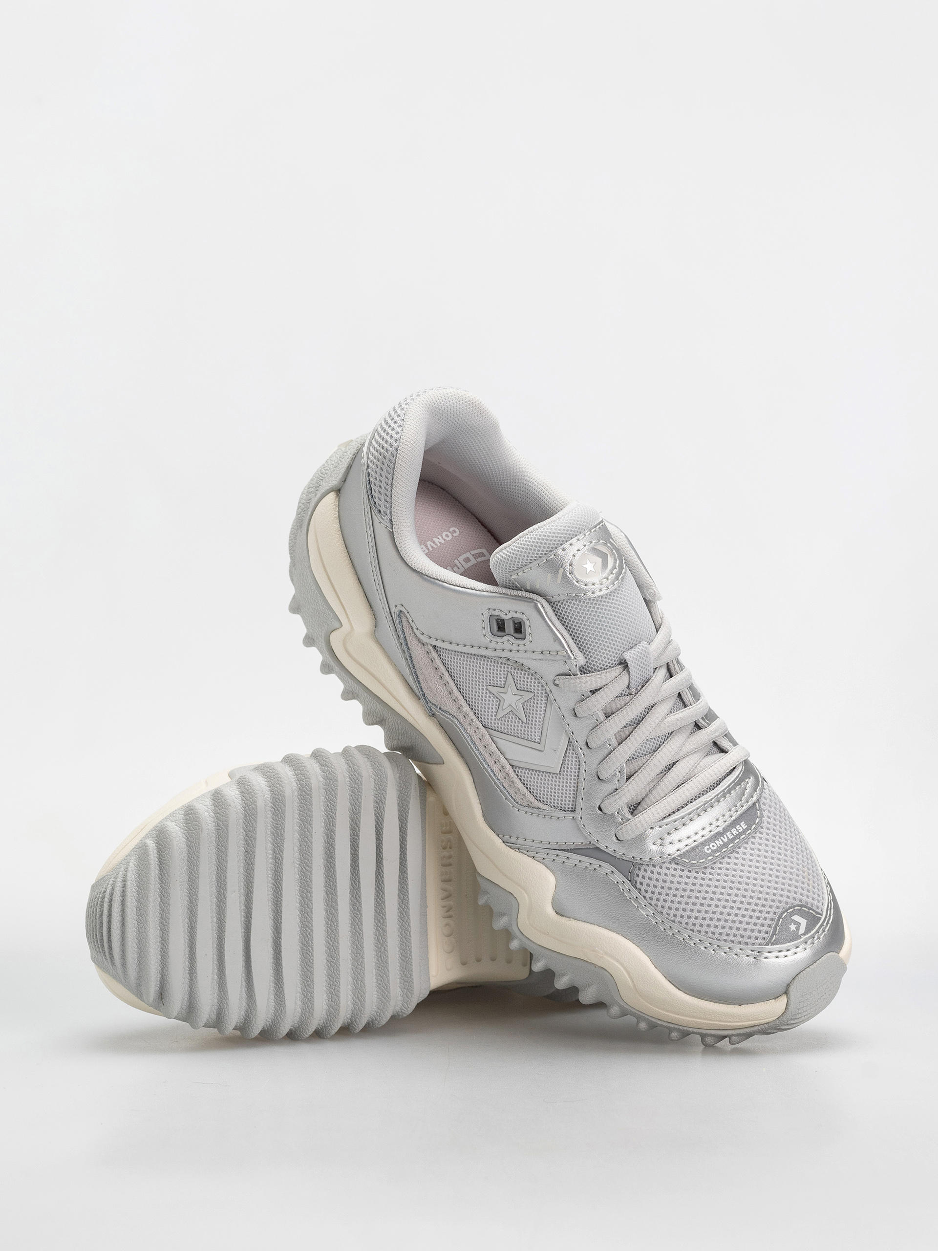CONVERSE WAVE MOTION シルバー 韓国限定モデルCONVERSE WAVE MOTION