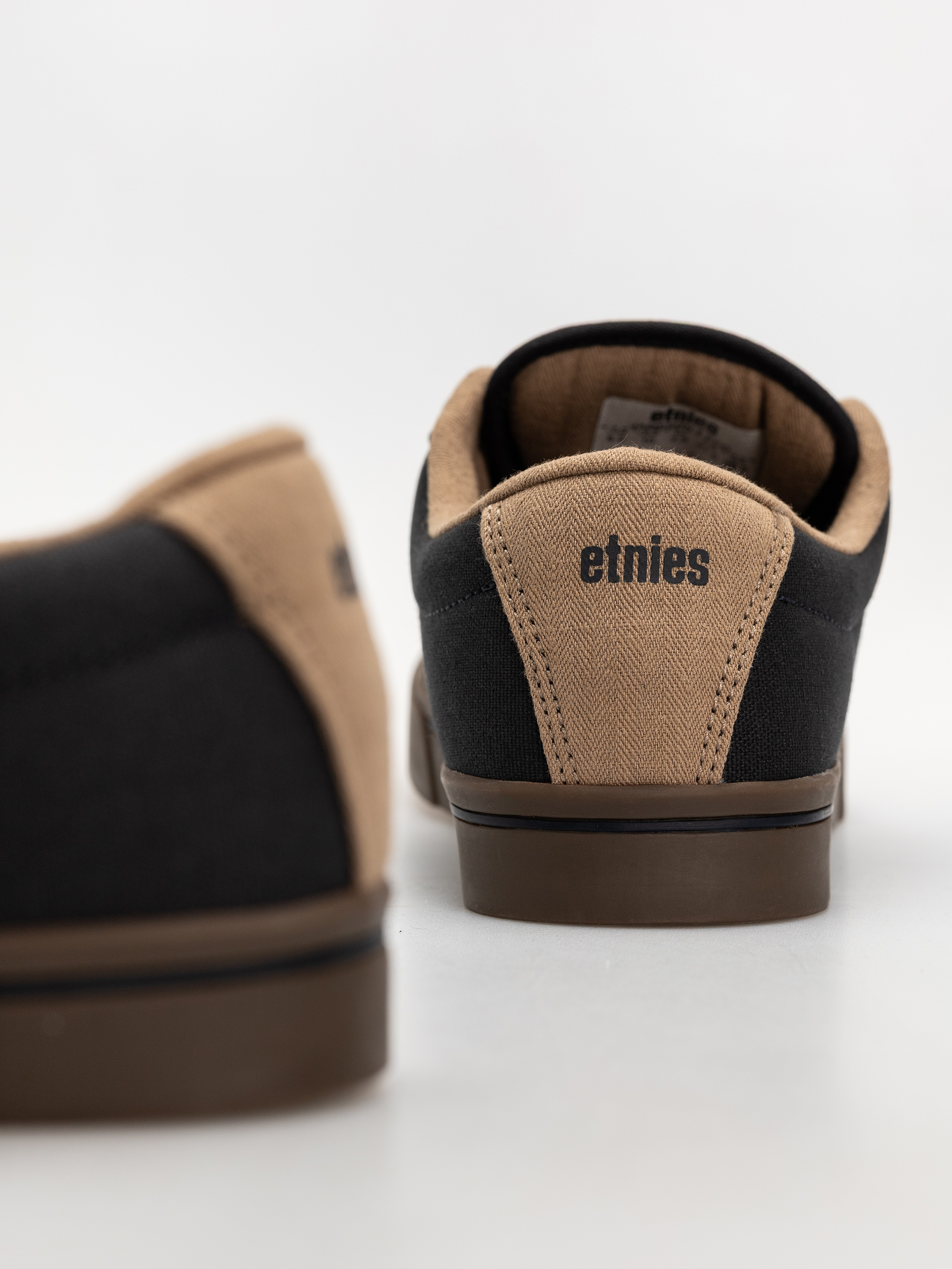 Etnies Jameson 2 Eco Shoes (navy/tan/gum)