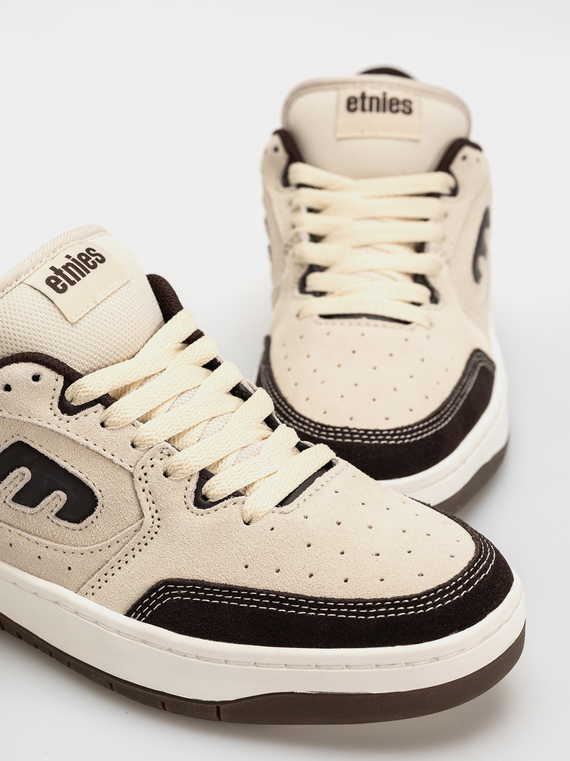 Etnies Loot Shoes (tan/brown)