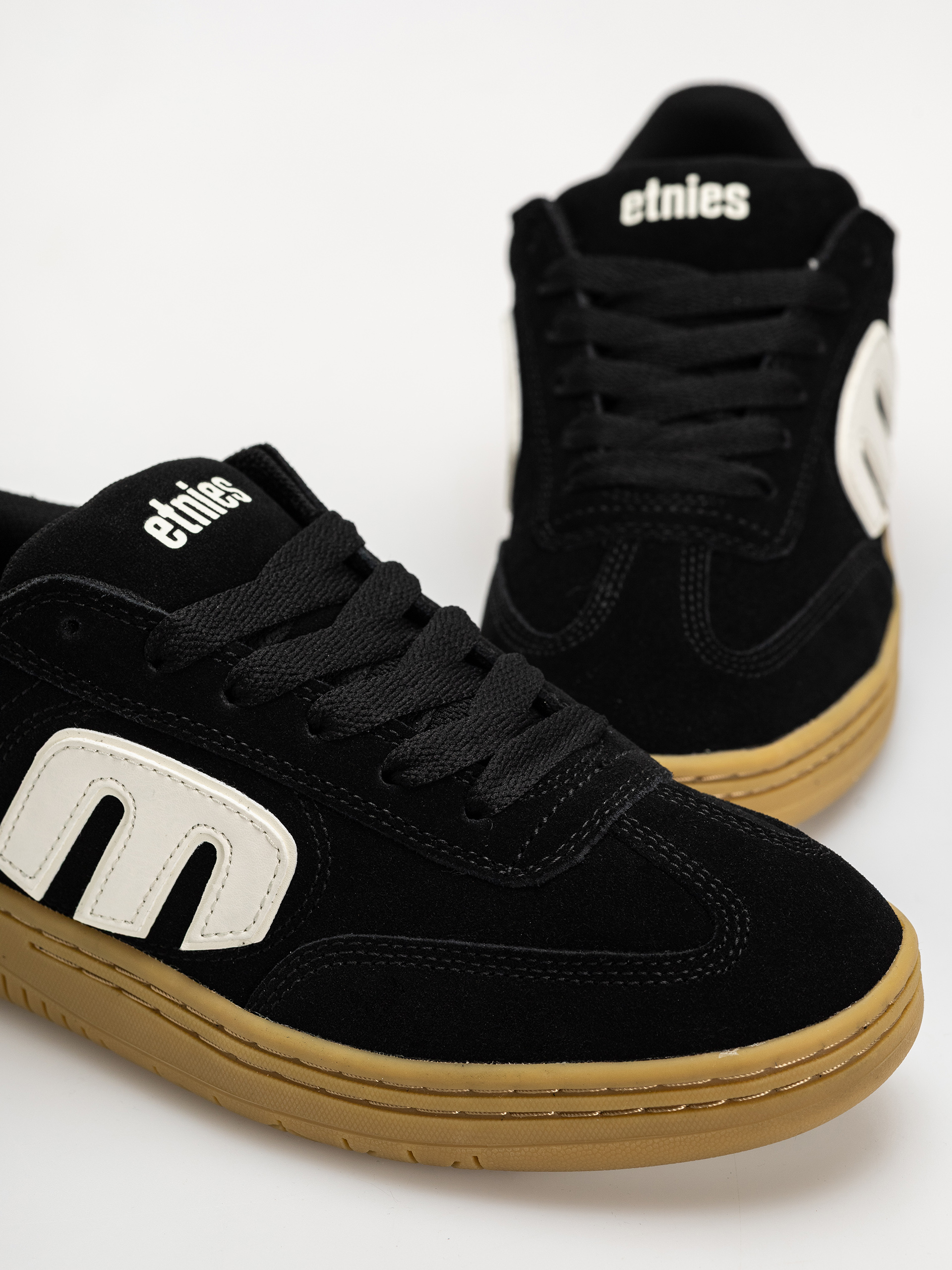 Etnies Locut Schuhe (black/gum/white)