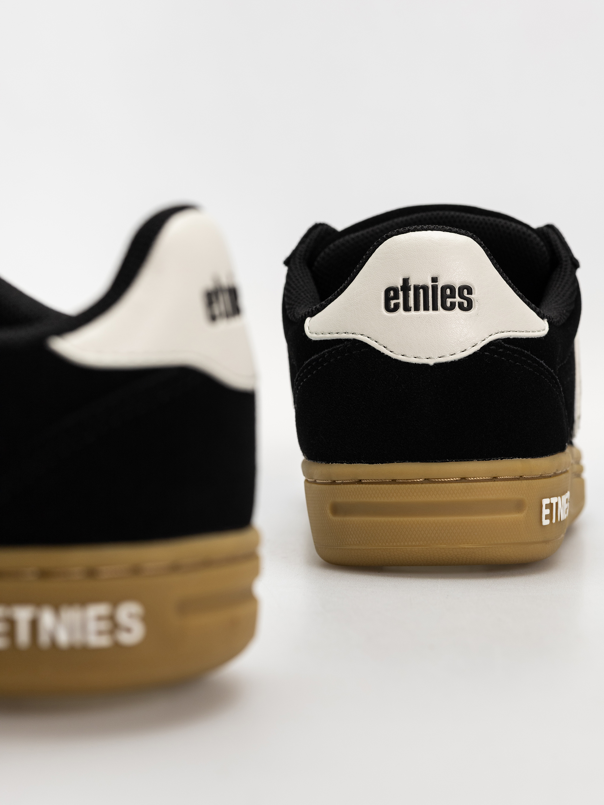 Etnies Locut Schuhe (black/gum/white)