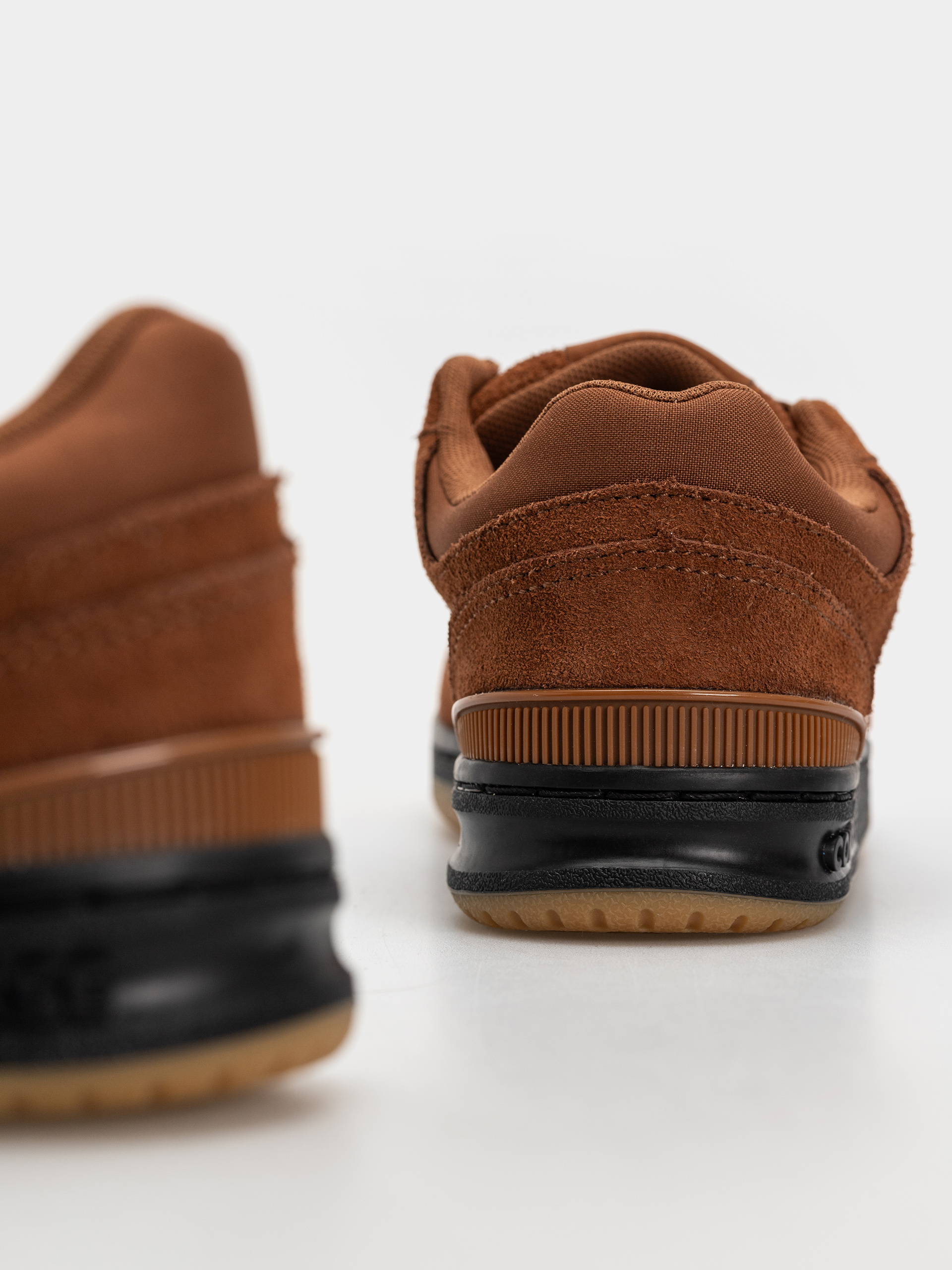 Converse CL98 Shoes (unearthed/black/gum)