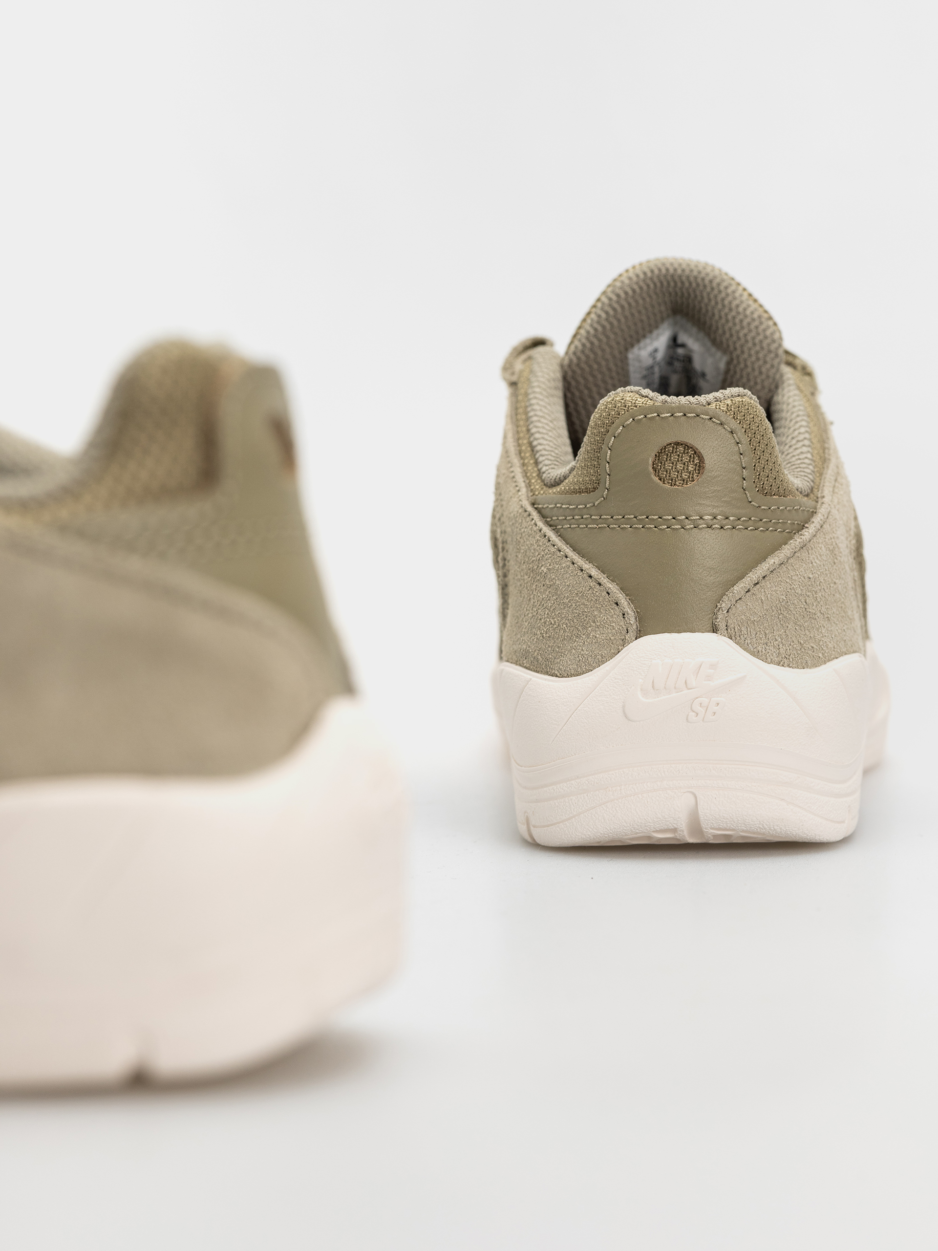 Nike SB Vertebrae Schuhe (neutral olive/sail neutral olive sail)