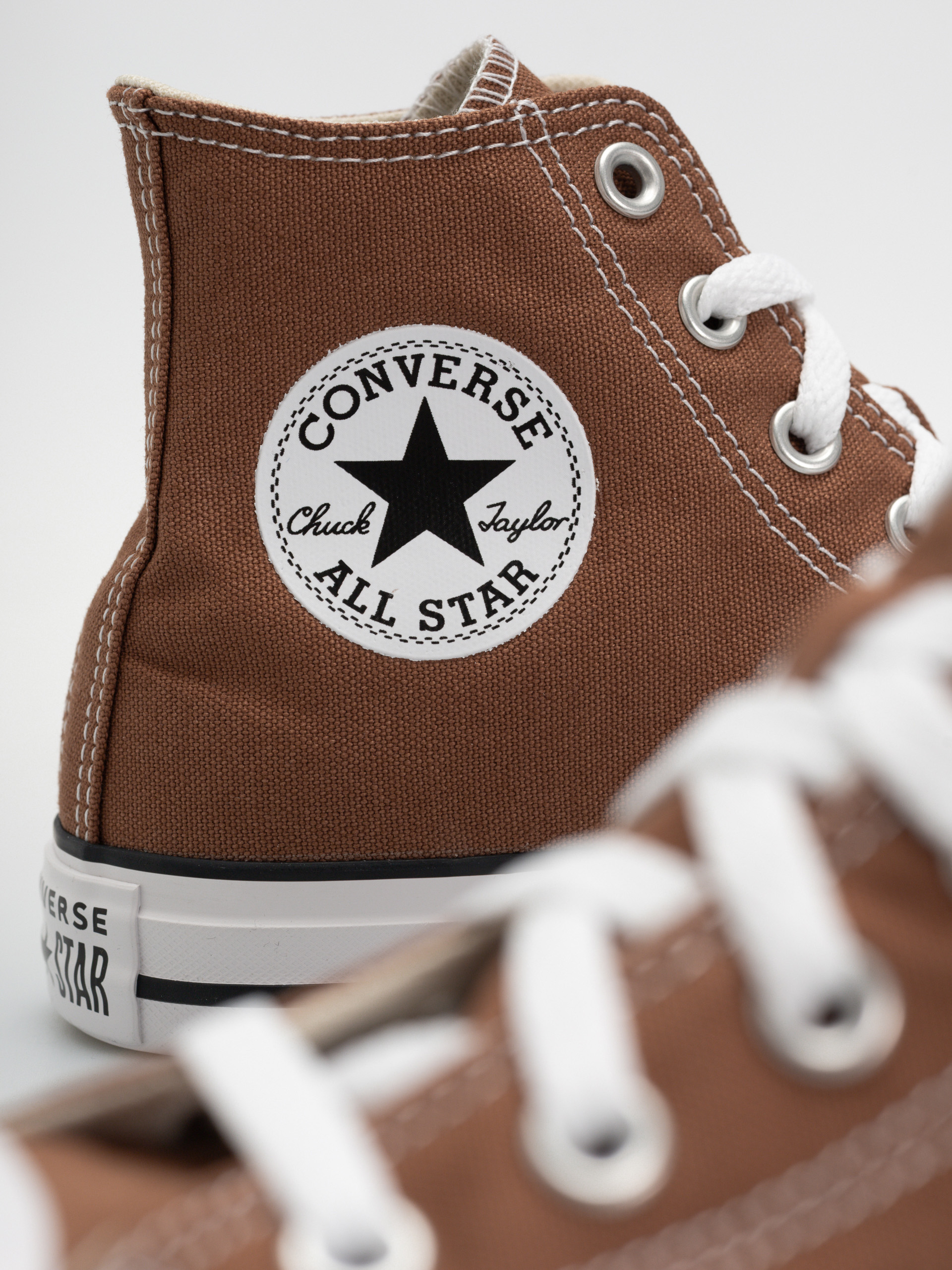 Converse Chuck Taylor All Star Hi Chucks (unearthed)