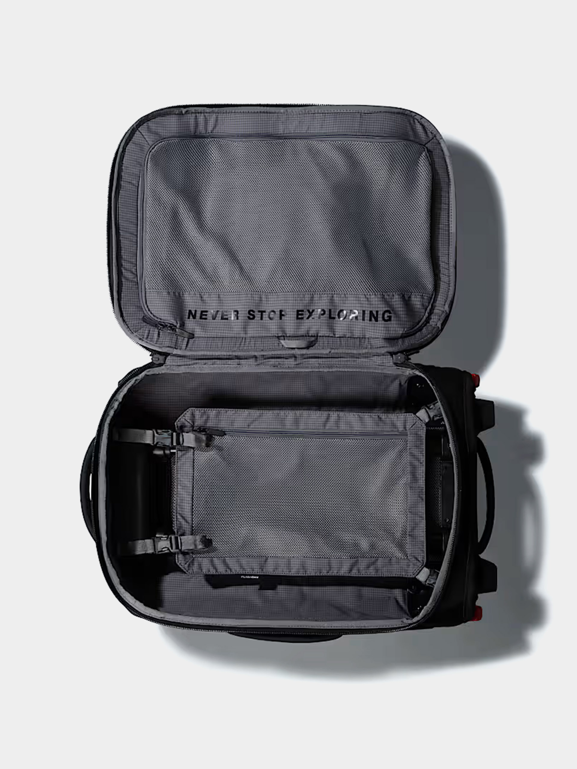 The North Face Suitcase Base Camp Rolling Thunder 22 (tnf black-tnf w)