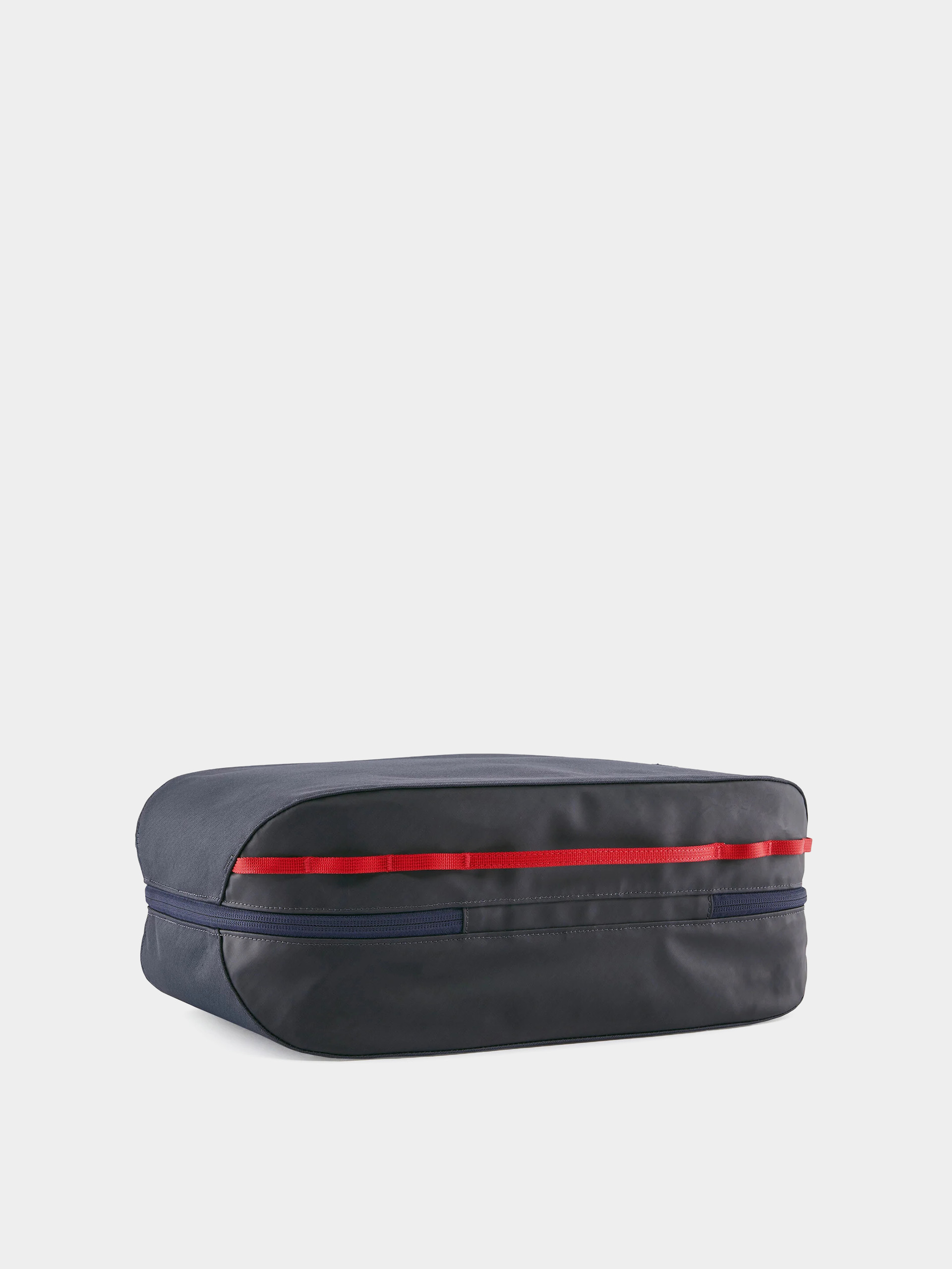 Patagonia Cosmetic bag Black Hole Cube 14L (smolder blue w/amanita red)