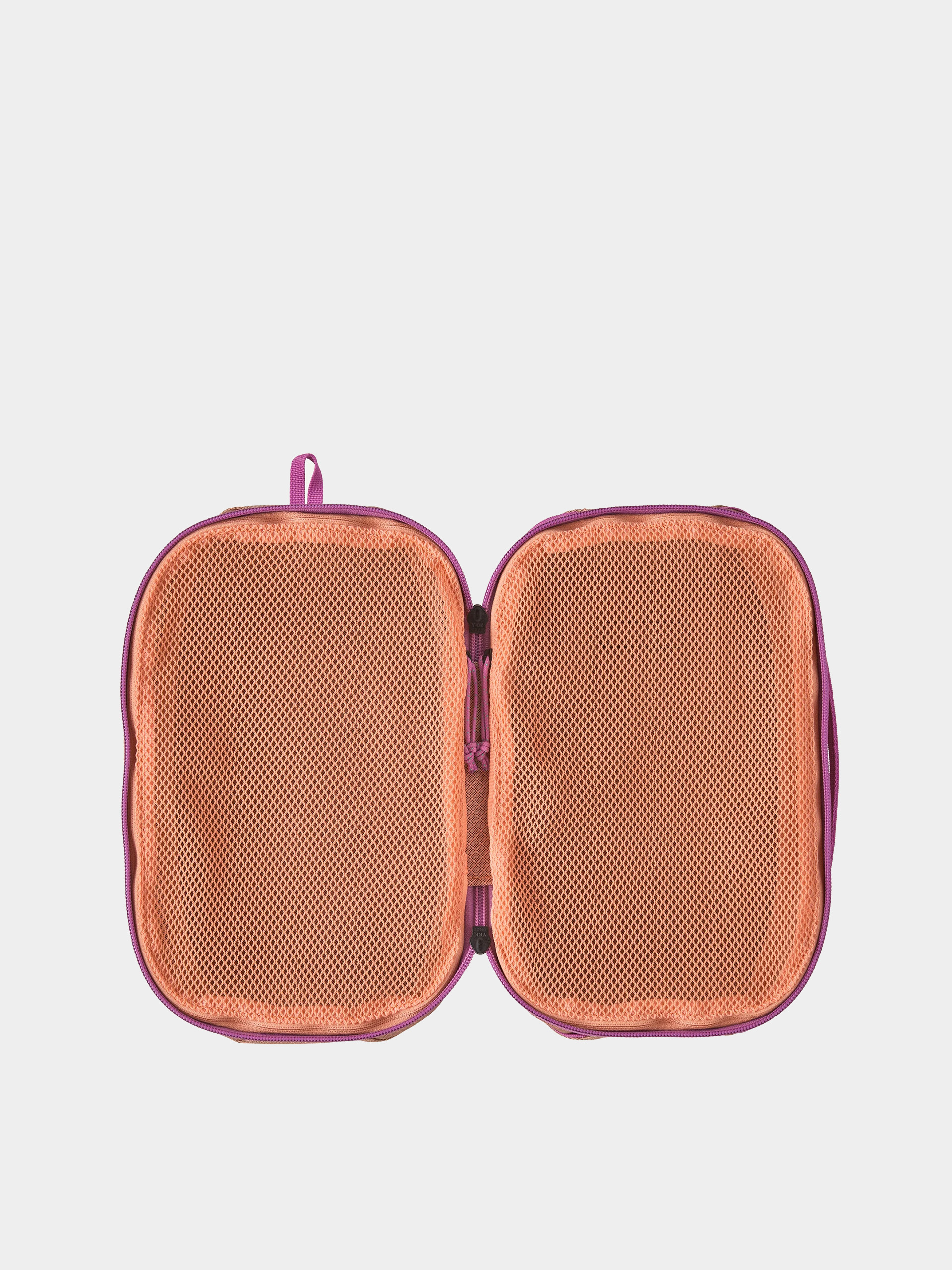 Patagonia Kosmetiktasche Black Hole Cube 6L (peach sherbet)