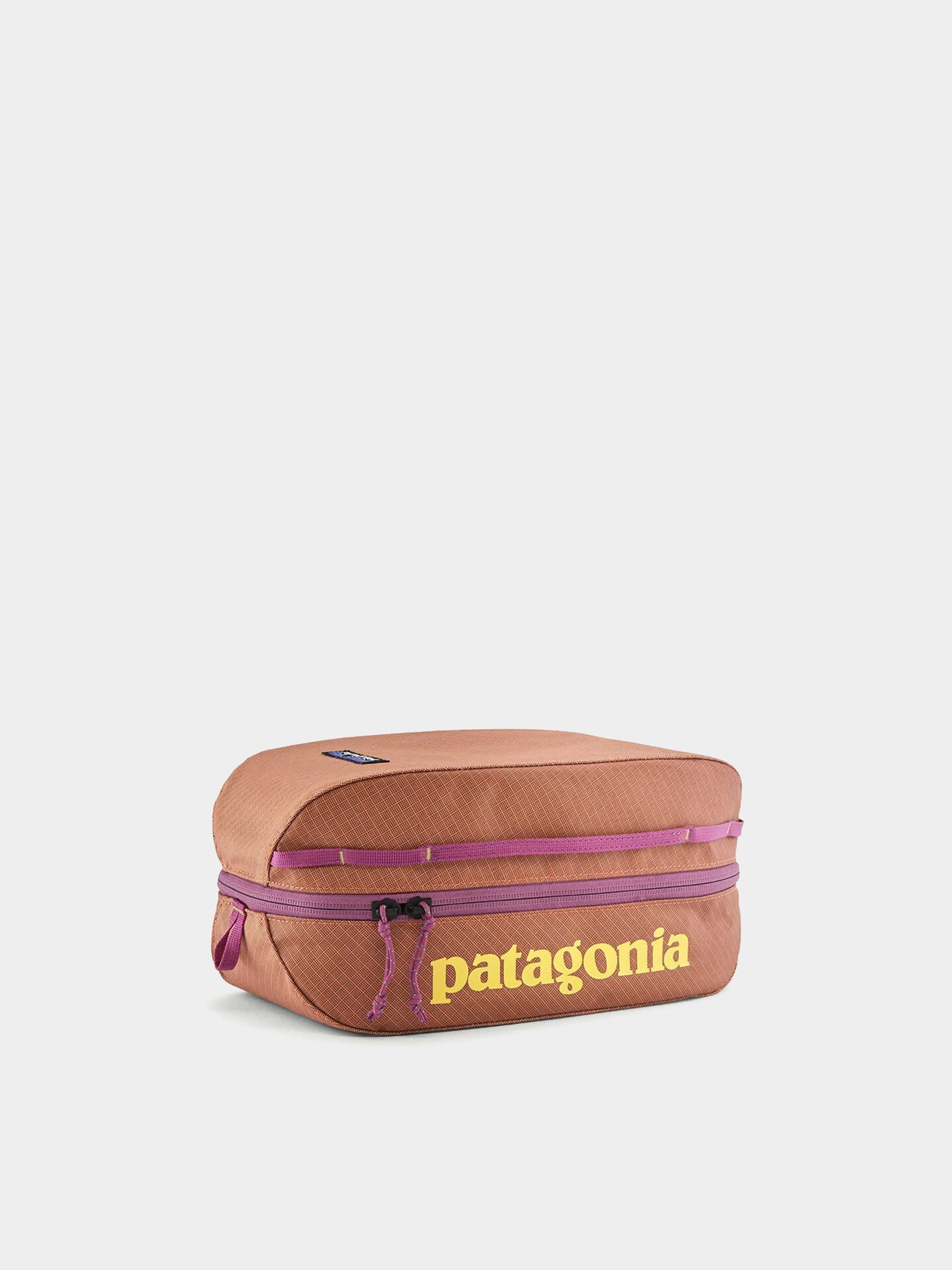 Patagonia Kosmetiktasche Black Hole Cube 6L (peach sherbet)