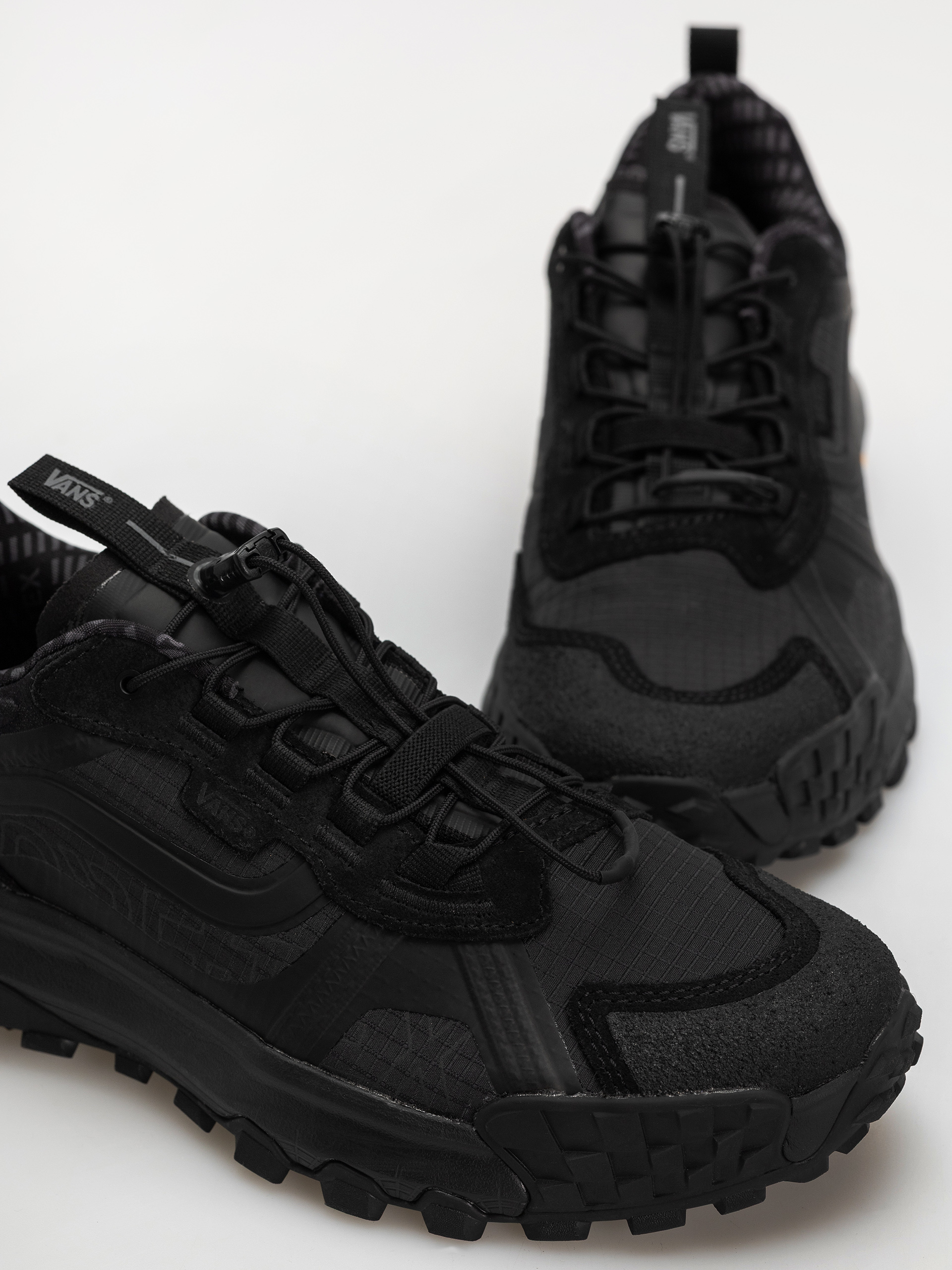 Vans Crosspath Xc Gore Tex Mte winter shoes (blackout)