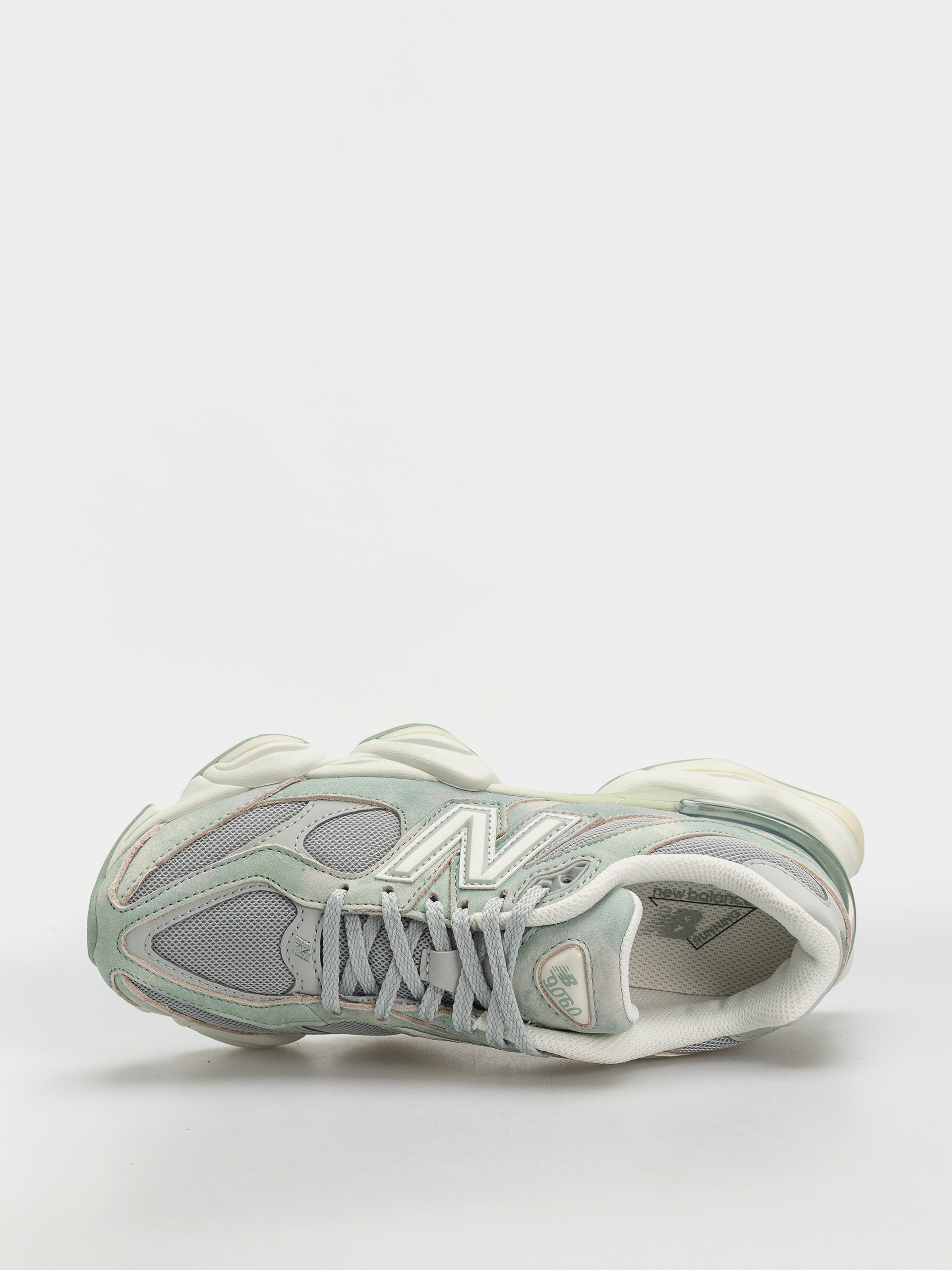 New Balance 9060 Shoes (mosaic green/sea salt)