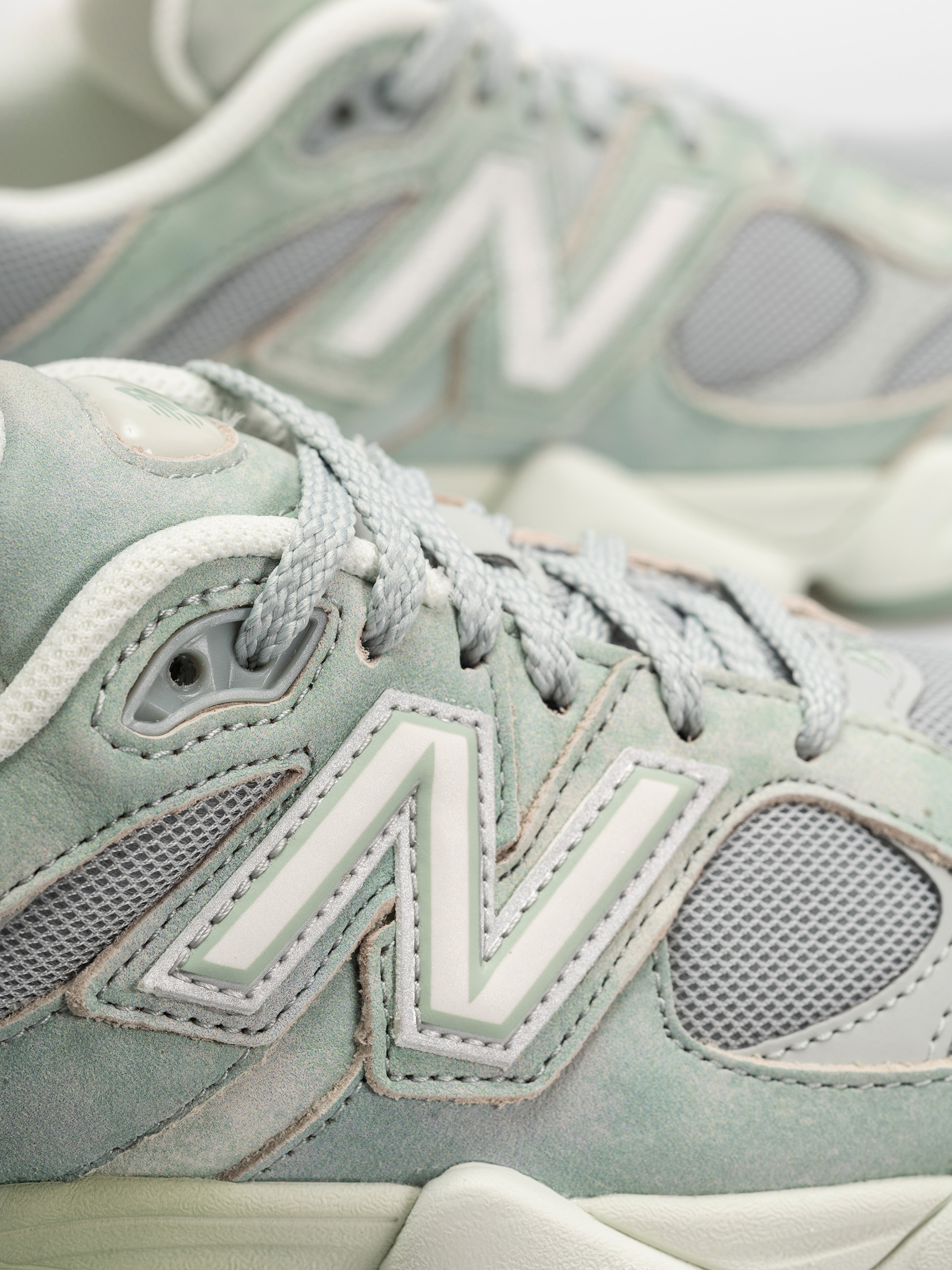 New Balance 9060 Schuhe (mosaic green/sea salt)