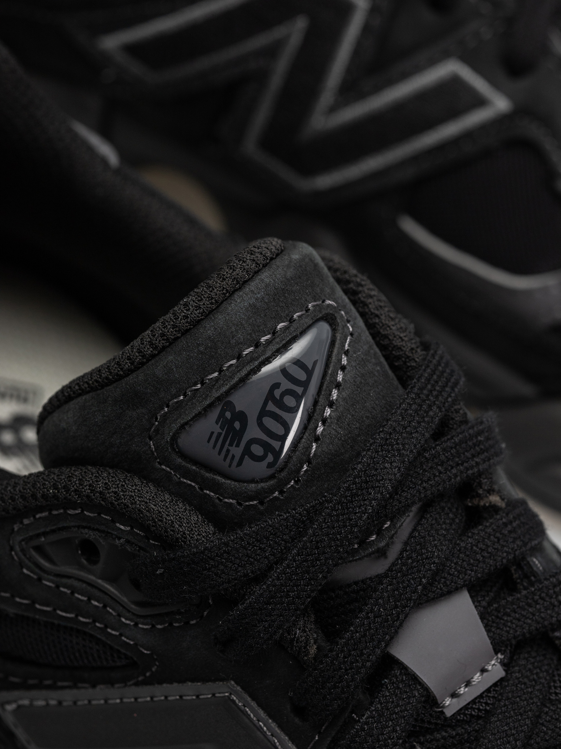 New Balance 9060 Schuhe (black/castlerock)