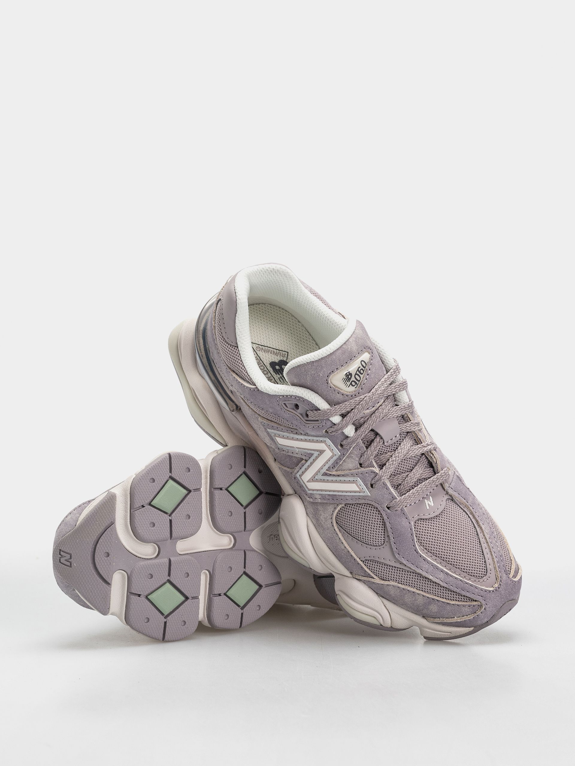 New Balance 9060 Schuhe (truffle salt/sea salt)