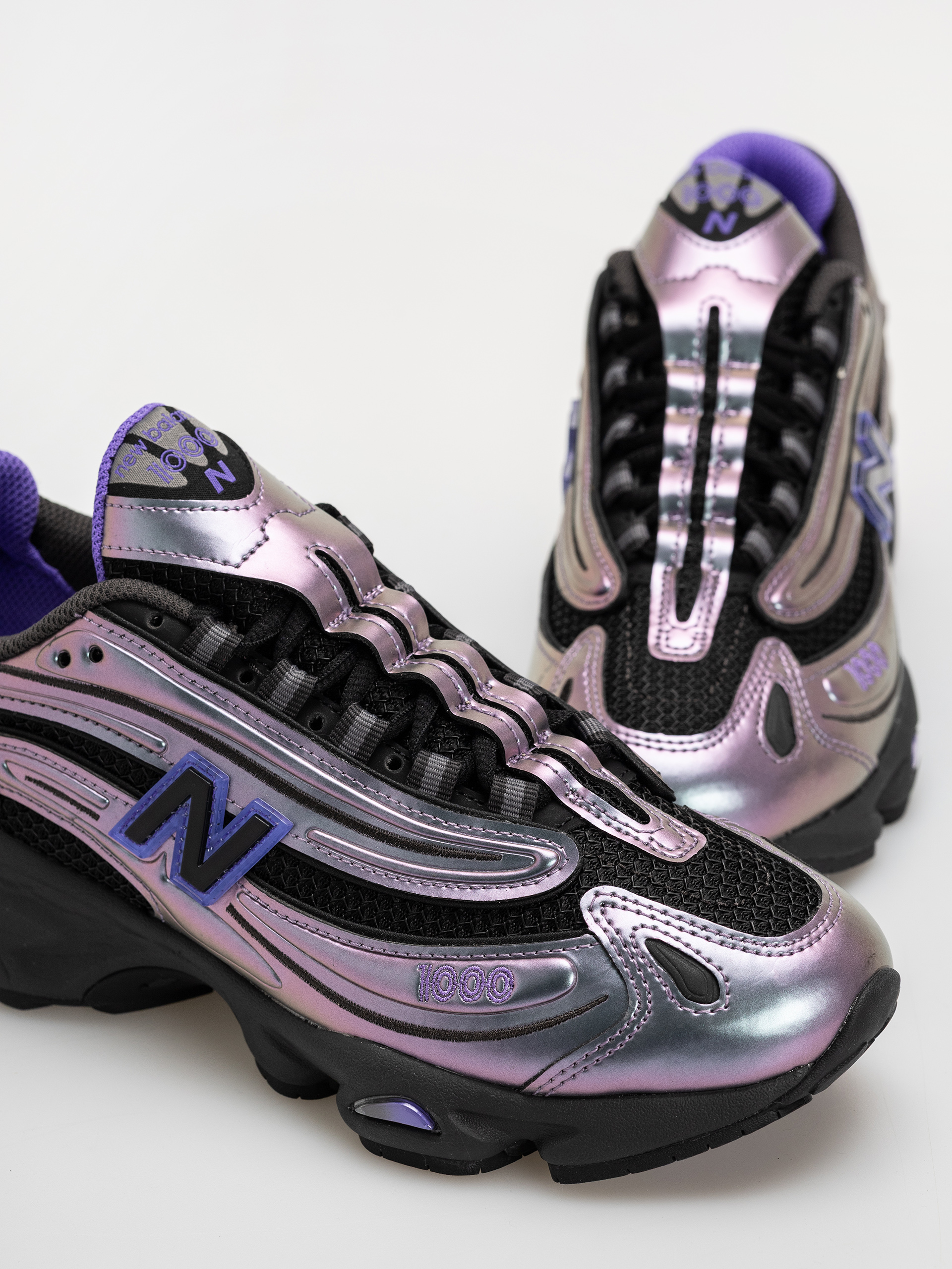 New Balance 1000 Shoes (faded black/electric indigo)