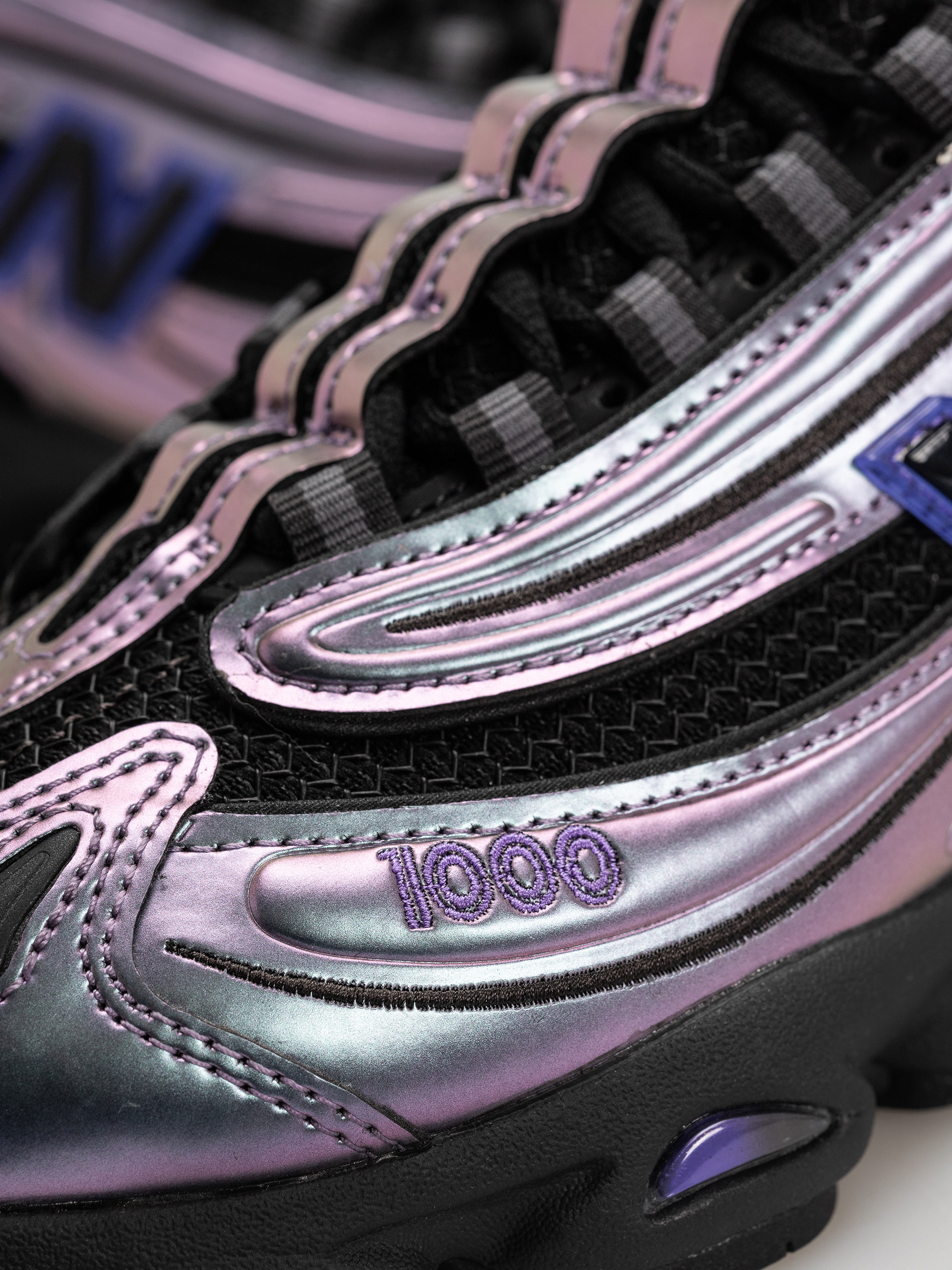 New Balance 1000 Shoes (faded black/electric indigo)