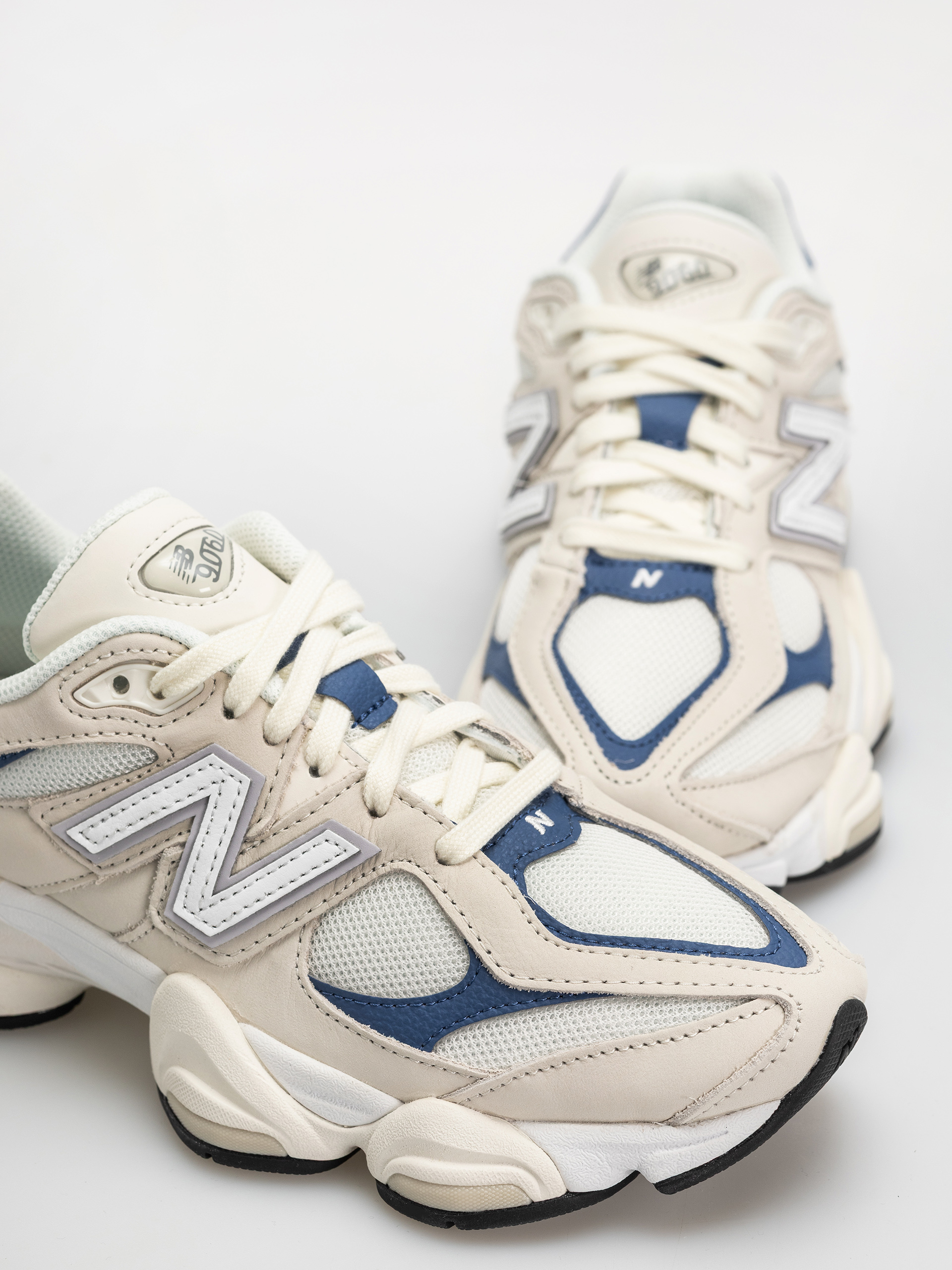 New Balance 9060 Schuhe (sea salt/magic blue)