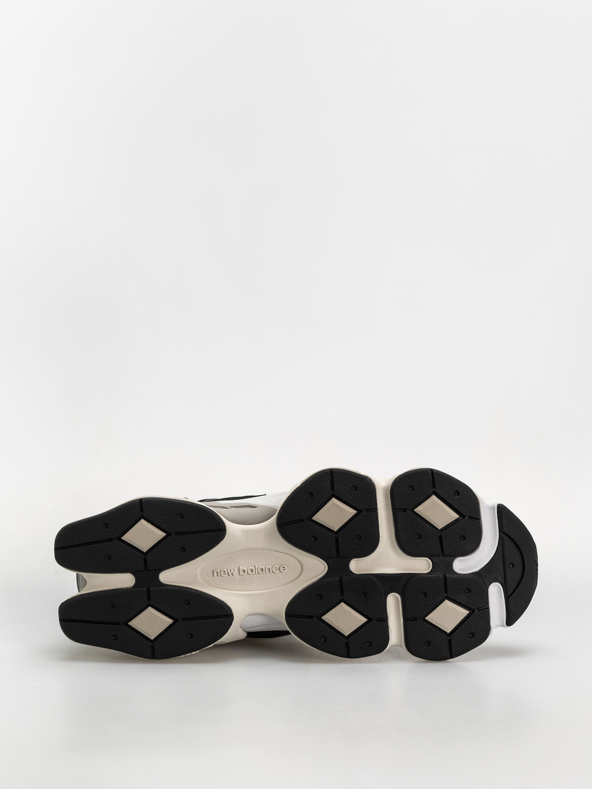 New Balance 9060 Shoes (black/tornado)