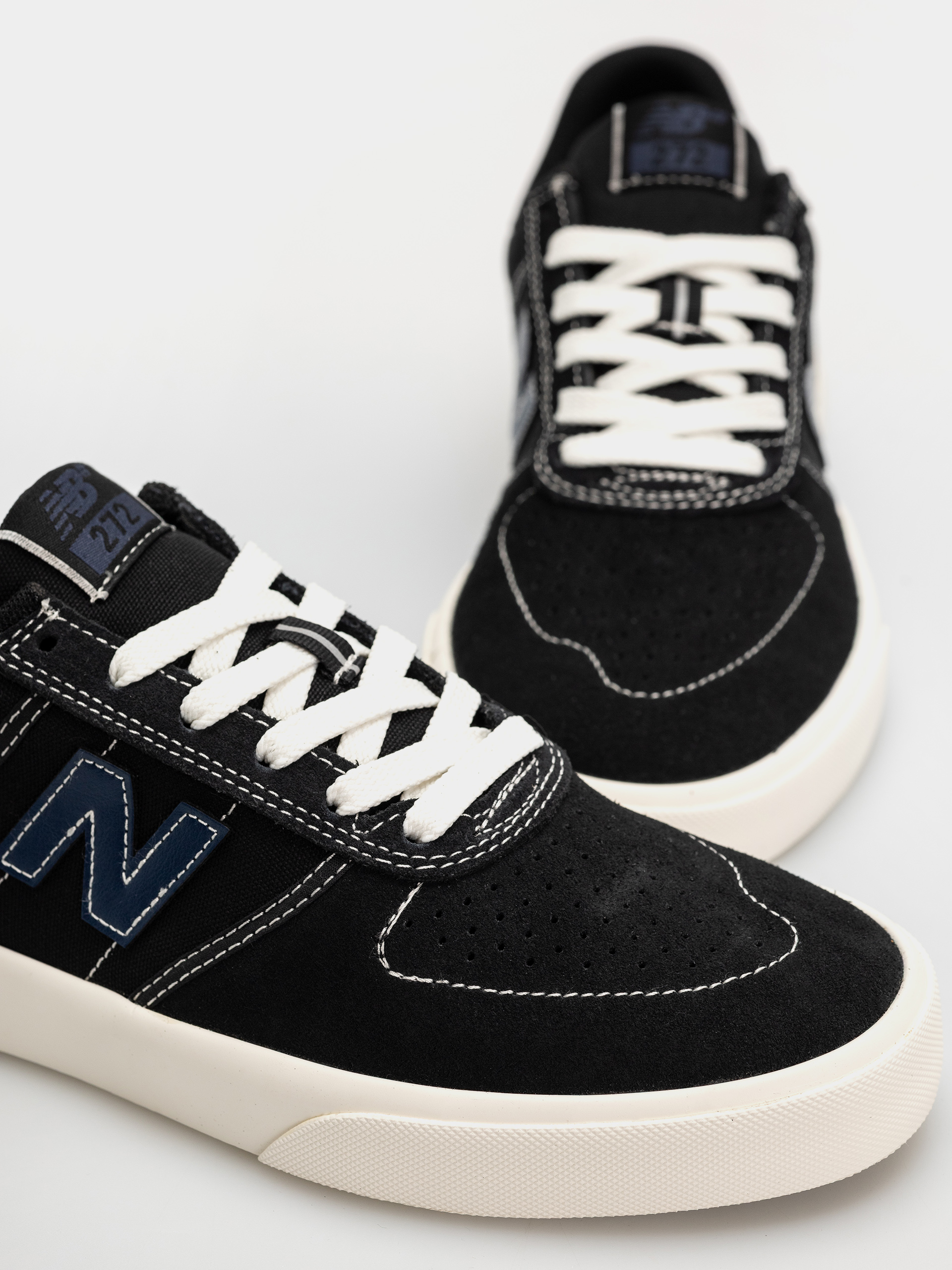 New Balance 272 Schuhe (black/eclipse)