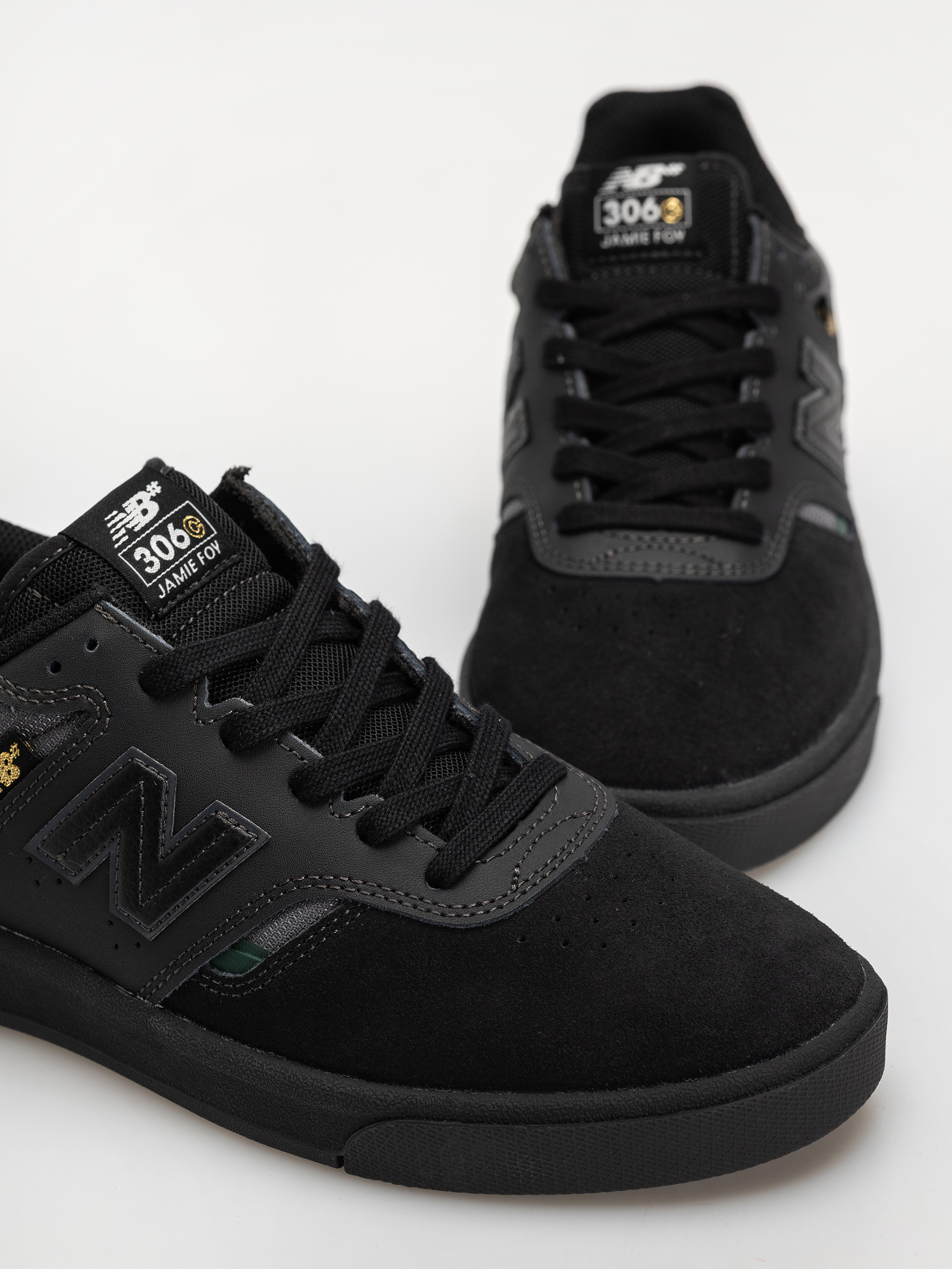 New Balance 306 Shoes (black/nightwatch green)