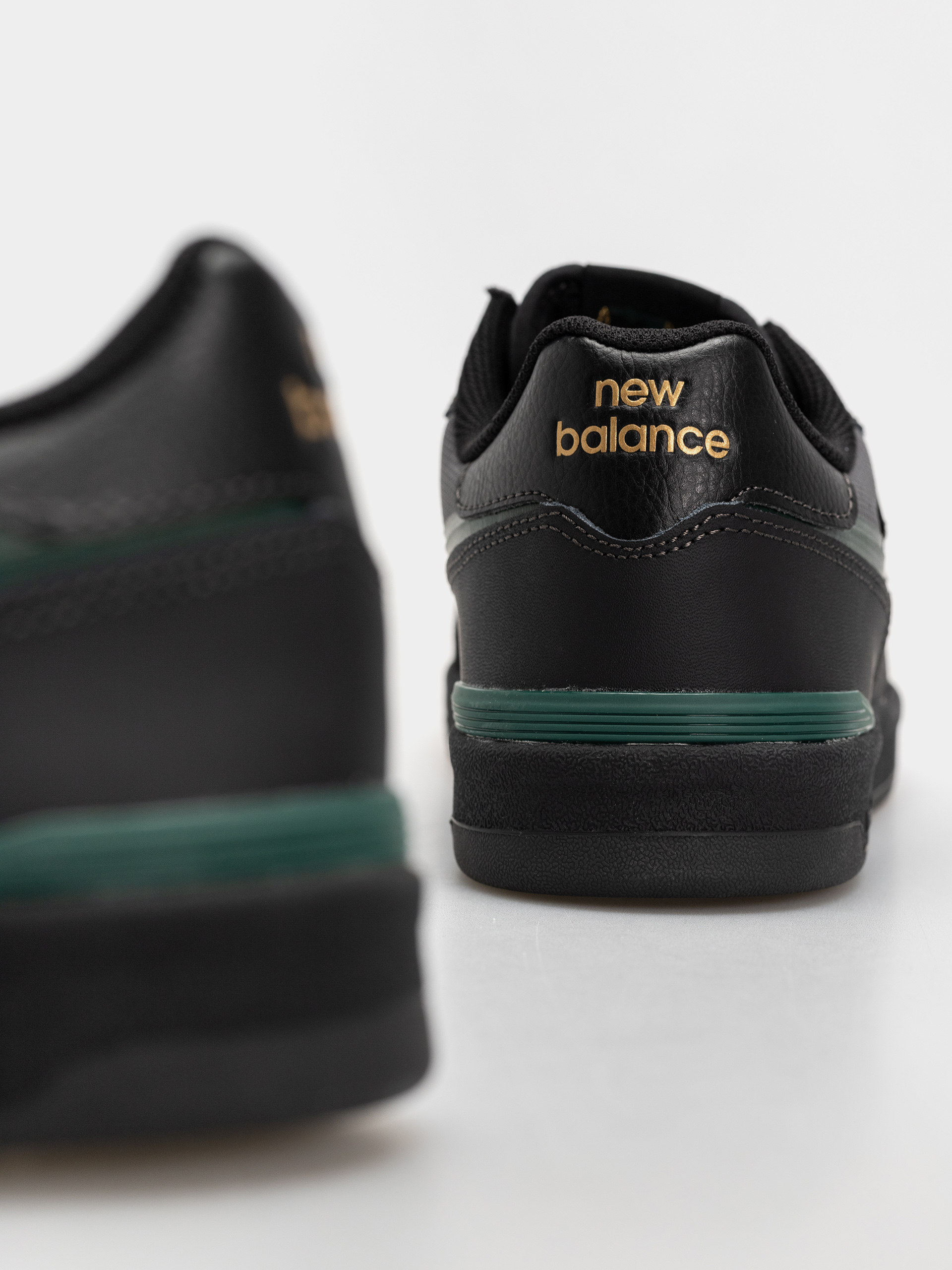 New Balance 306 Shoes (black/nightwatch green)