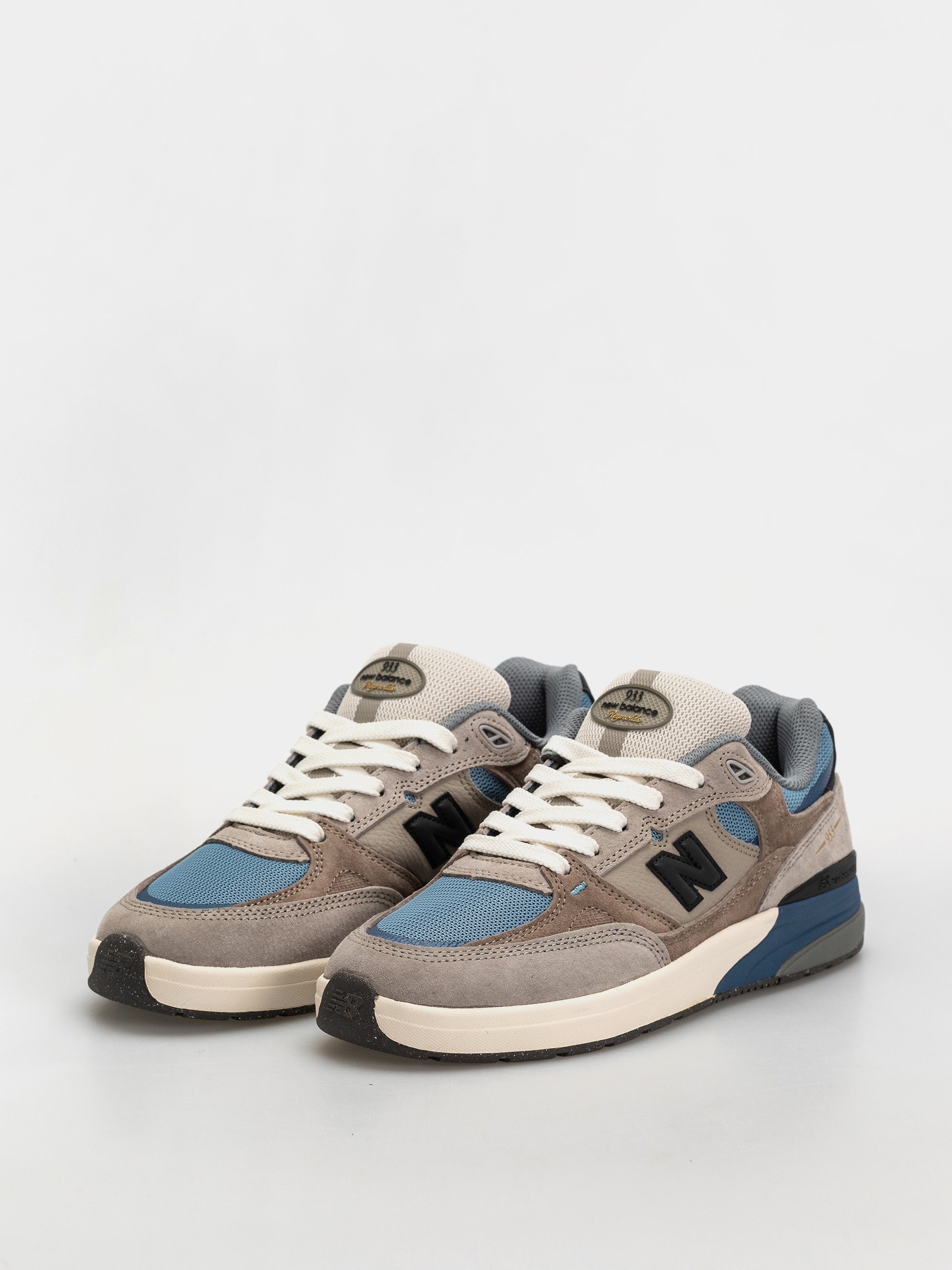 New Balance 933 Shoes (mushroom/still water)