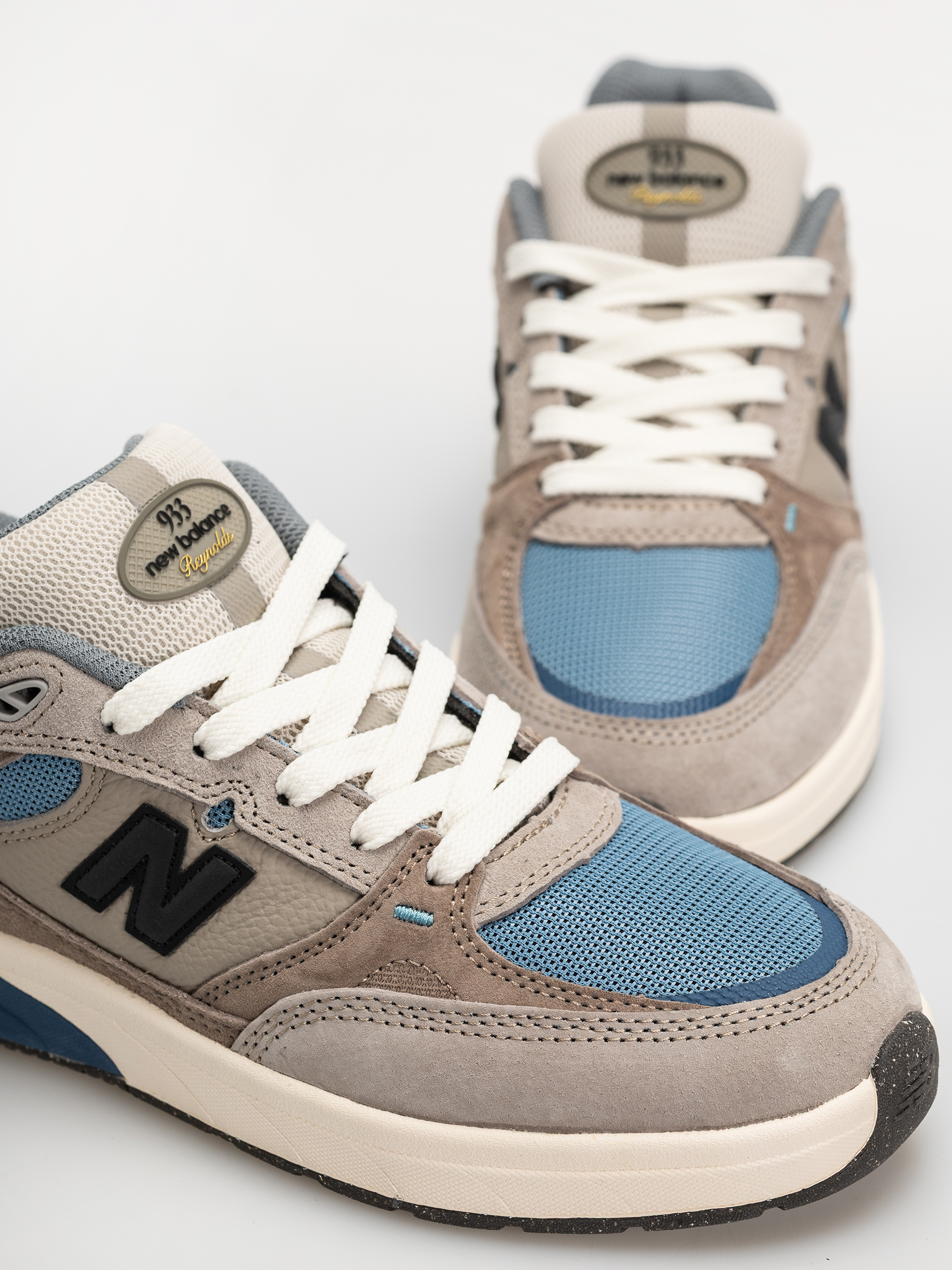 New Balance 933 Schuhe (mushroom/still water)