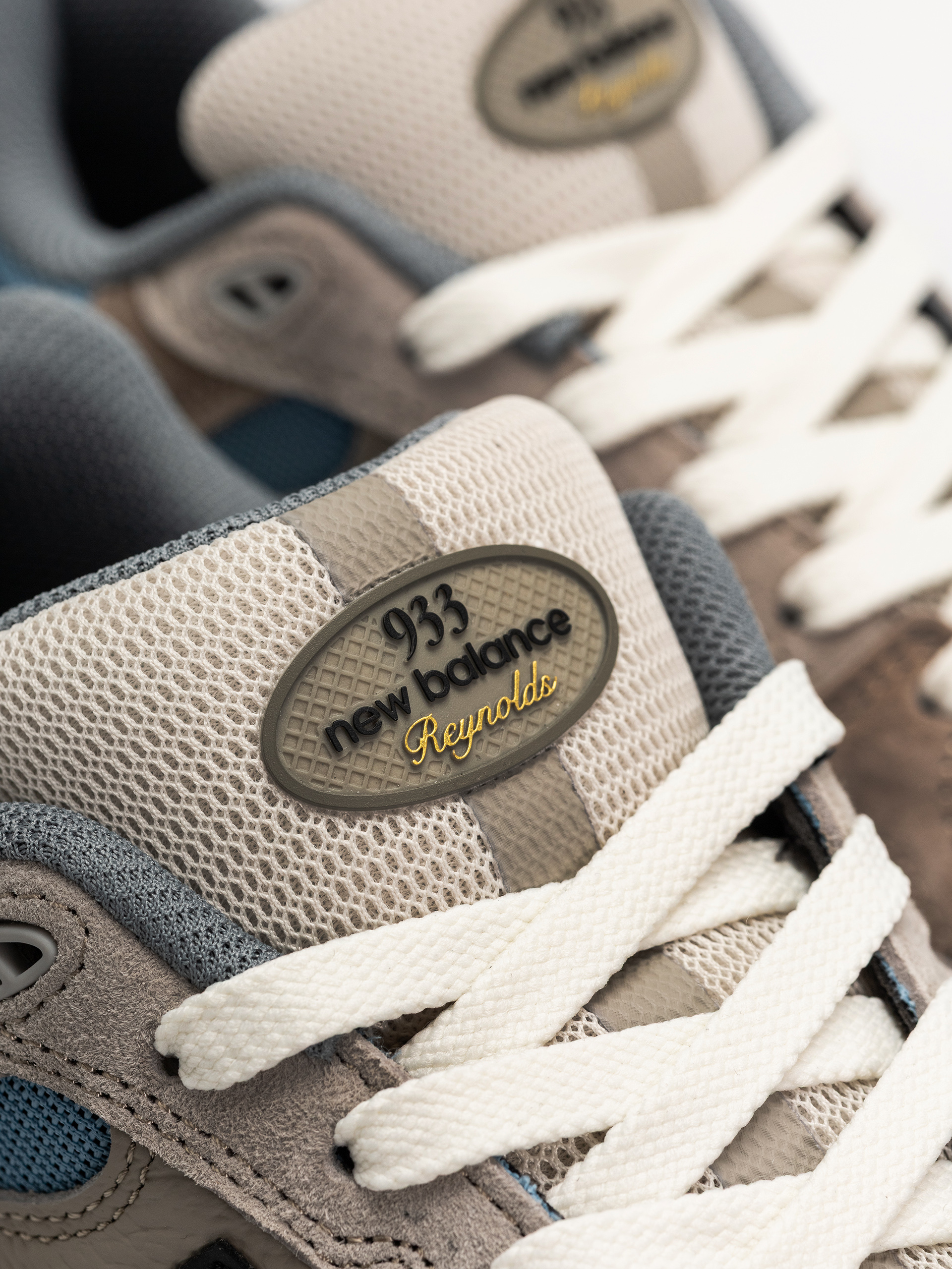 New Balance 933 Schuhe (mushroom/still water)