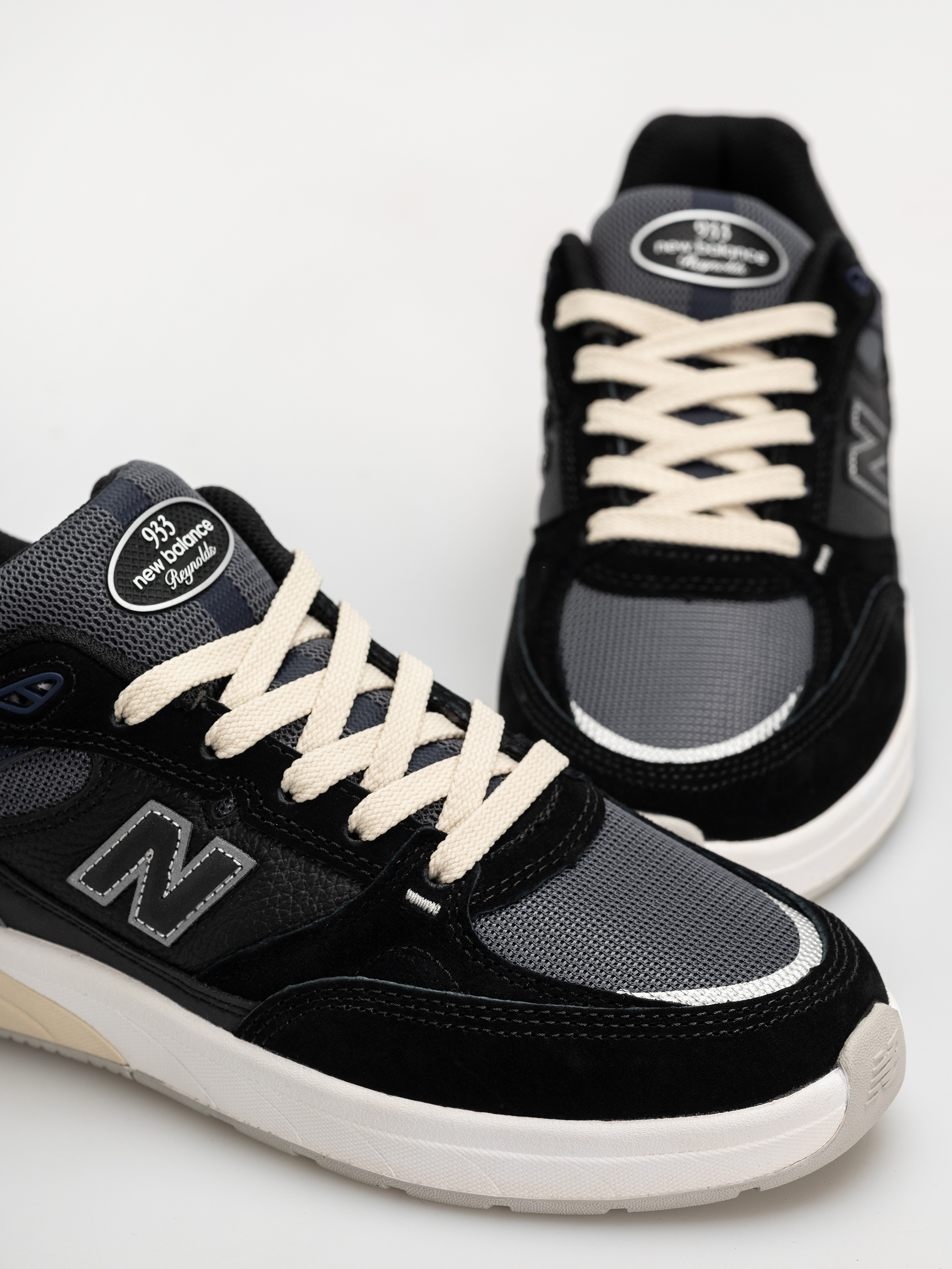 New Balance 933 Shoes (6023 black/eclipse)