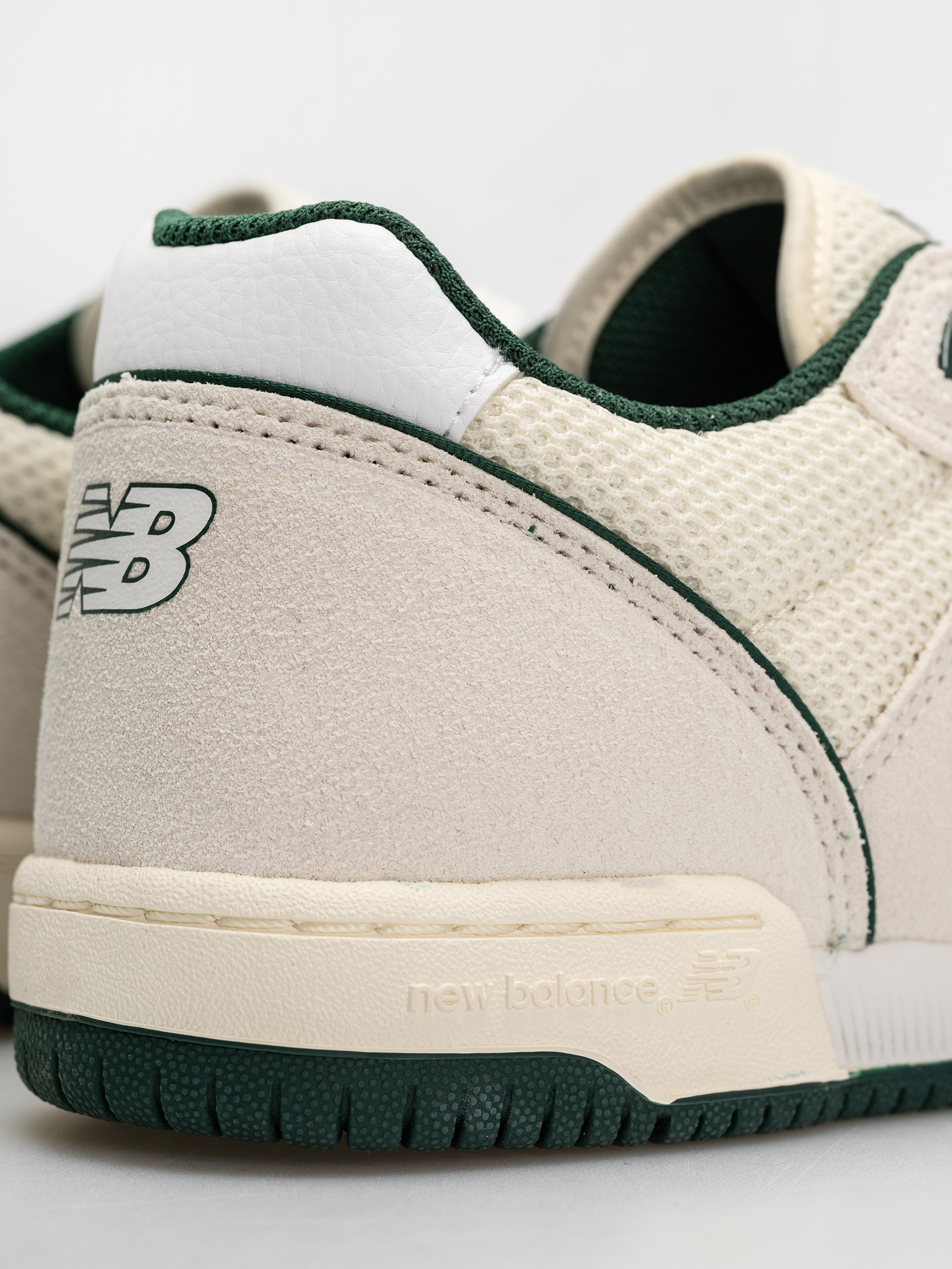 New Balance 600 Shoes (103 white/green)