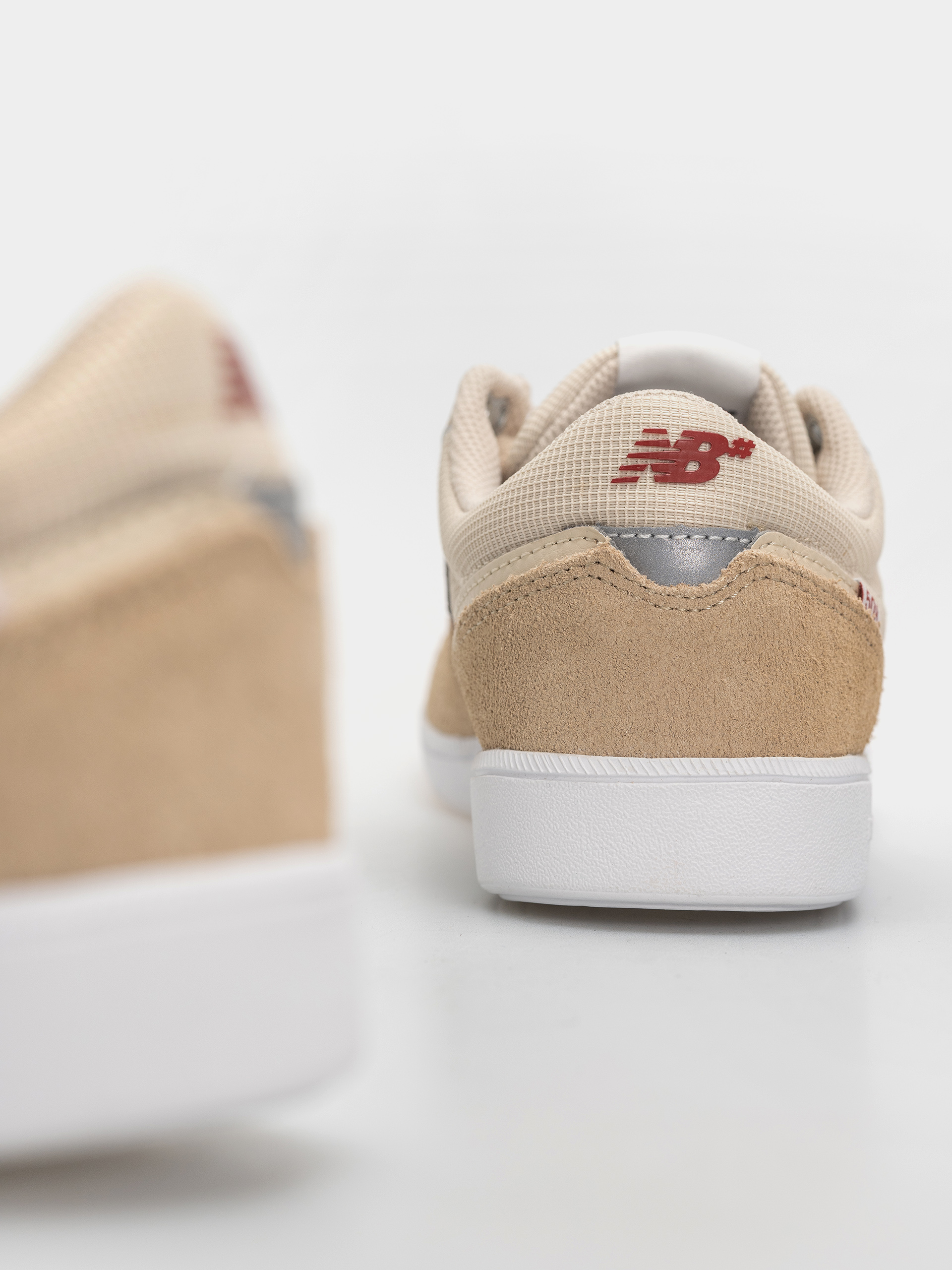 New Balance 508 Shoes (incense/shadow red)