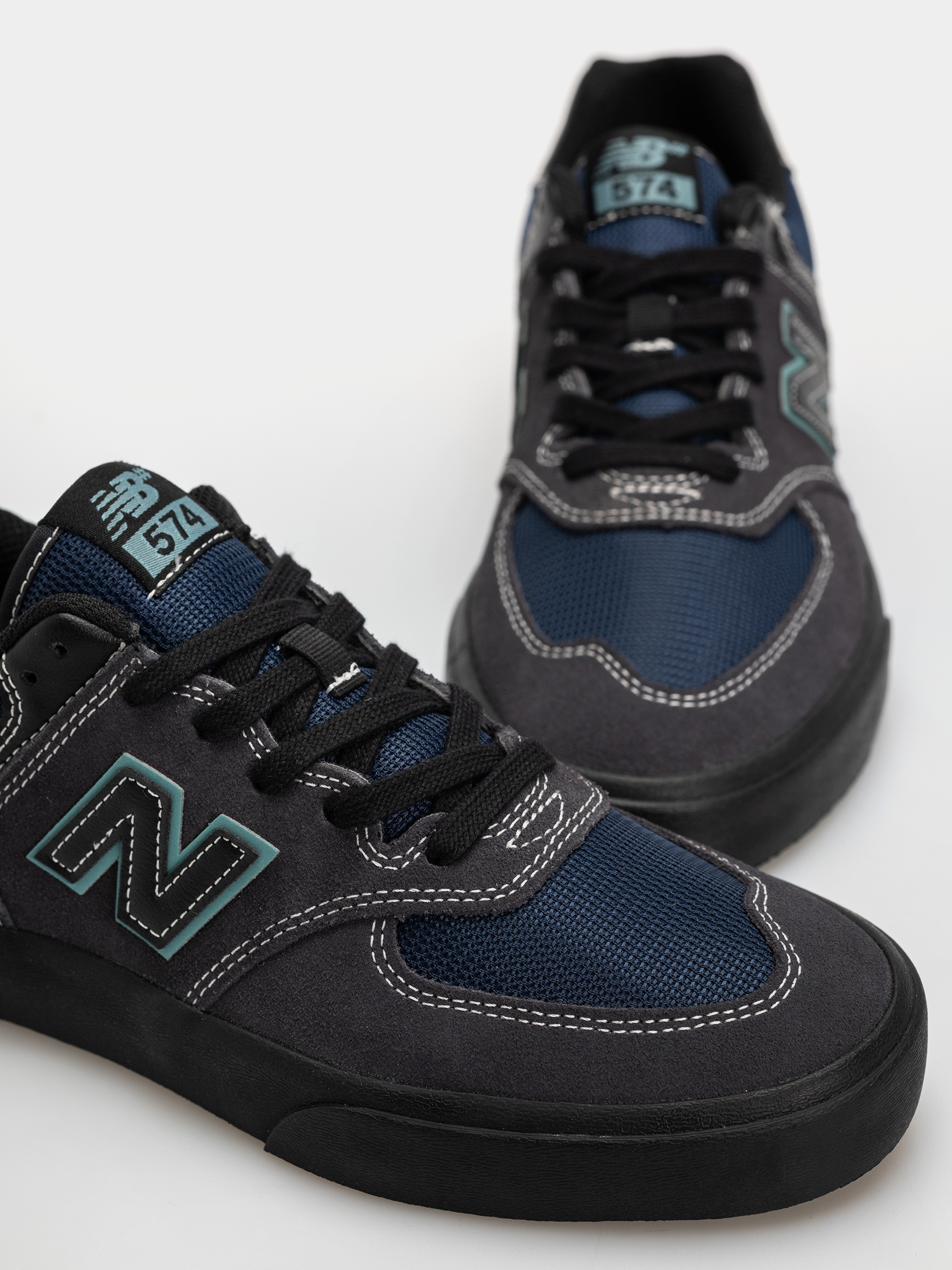 New Balance 574 Shoes (faded black/faded teal)