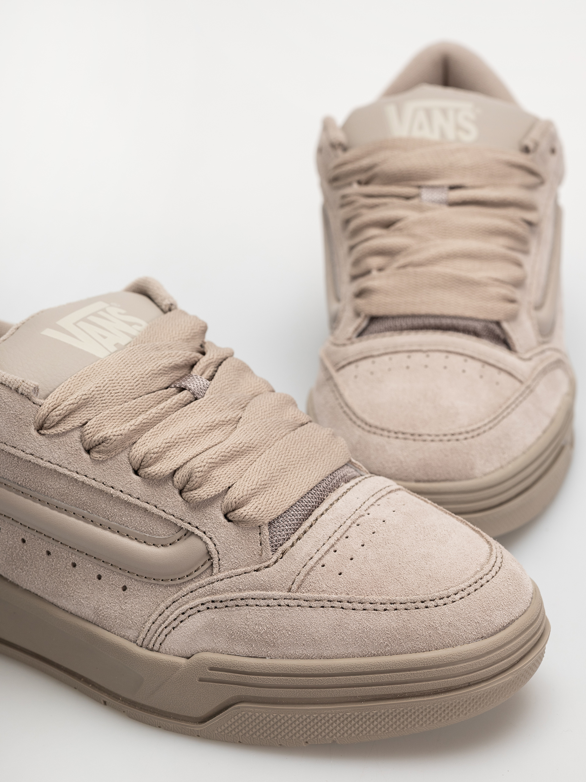 Vans Hylane Shoes (mushroom)