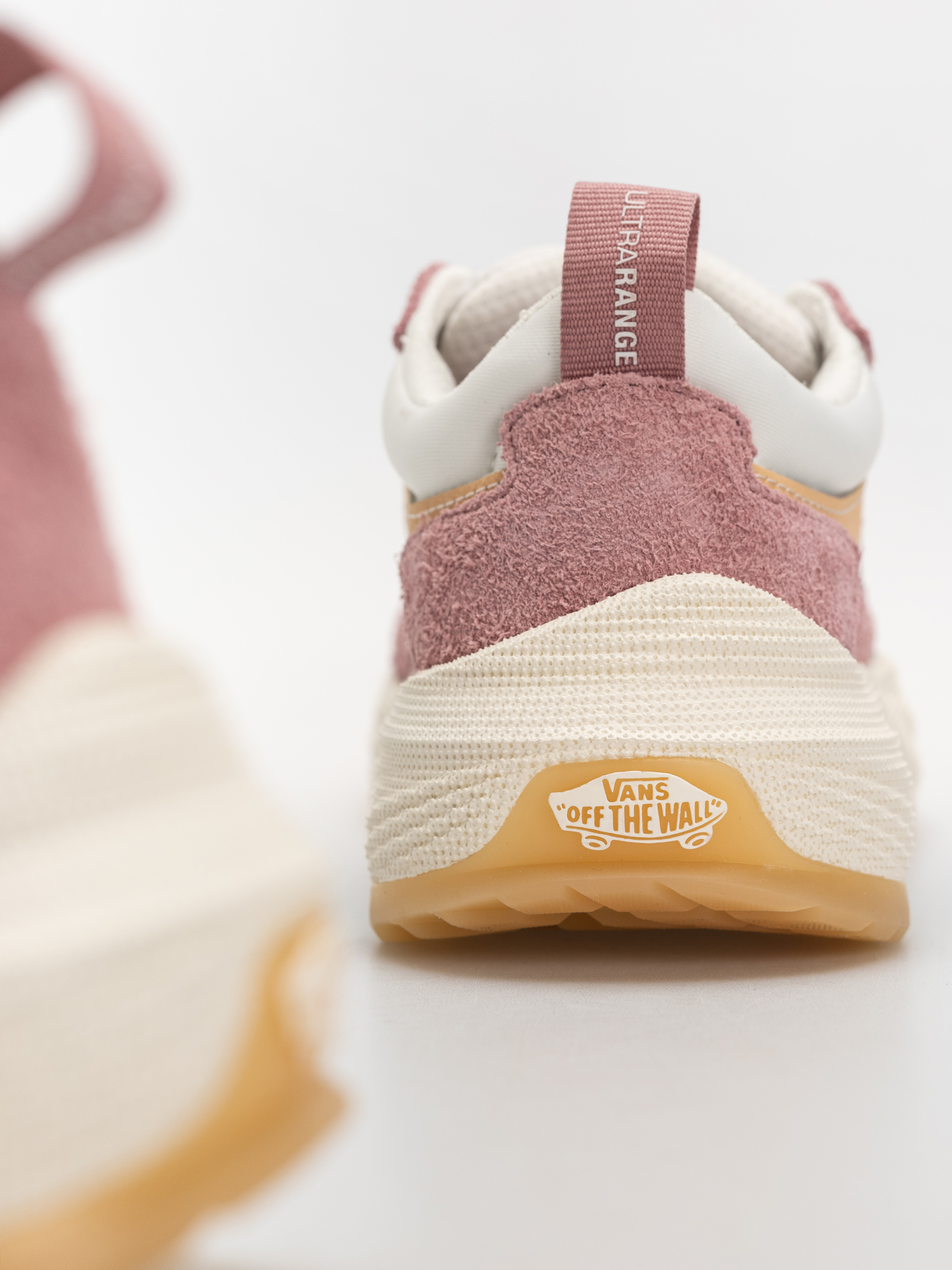 Vans Ultrarange Neo 2.0 Shoes (dusky rose)