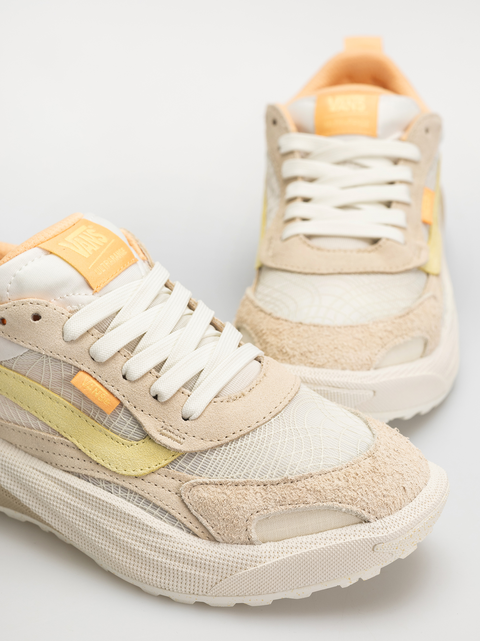 Vans Ultrarange Neo 2.0 Shoes (creme brulee/ye)