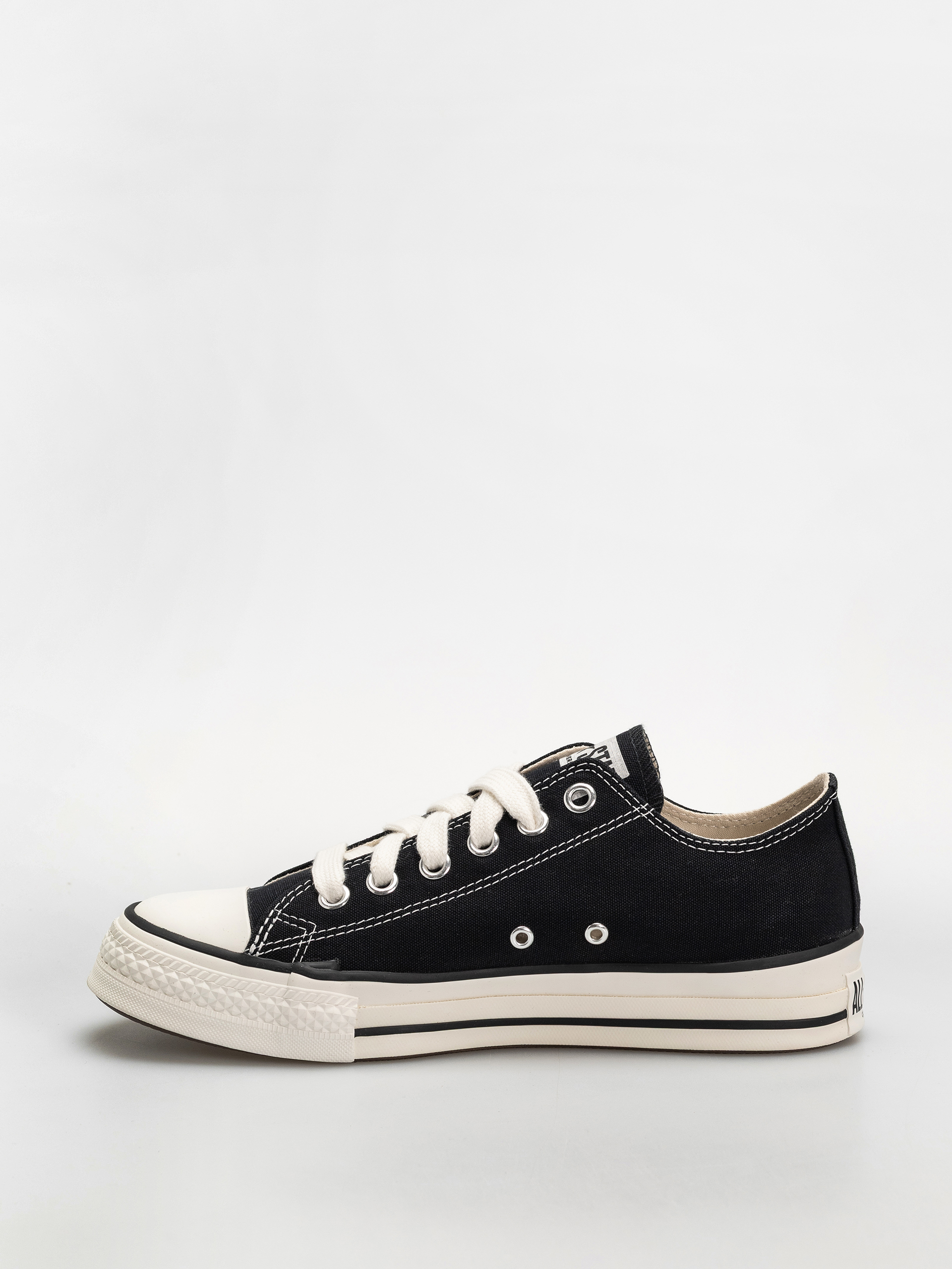 Converse Chuck Taylor Throwback Ox Chucks (black/vintage white)