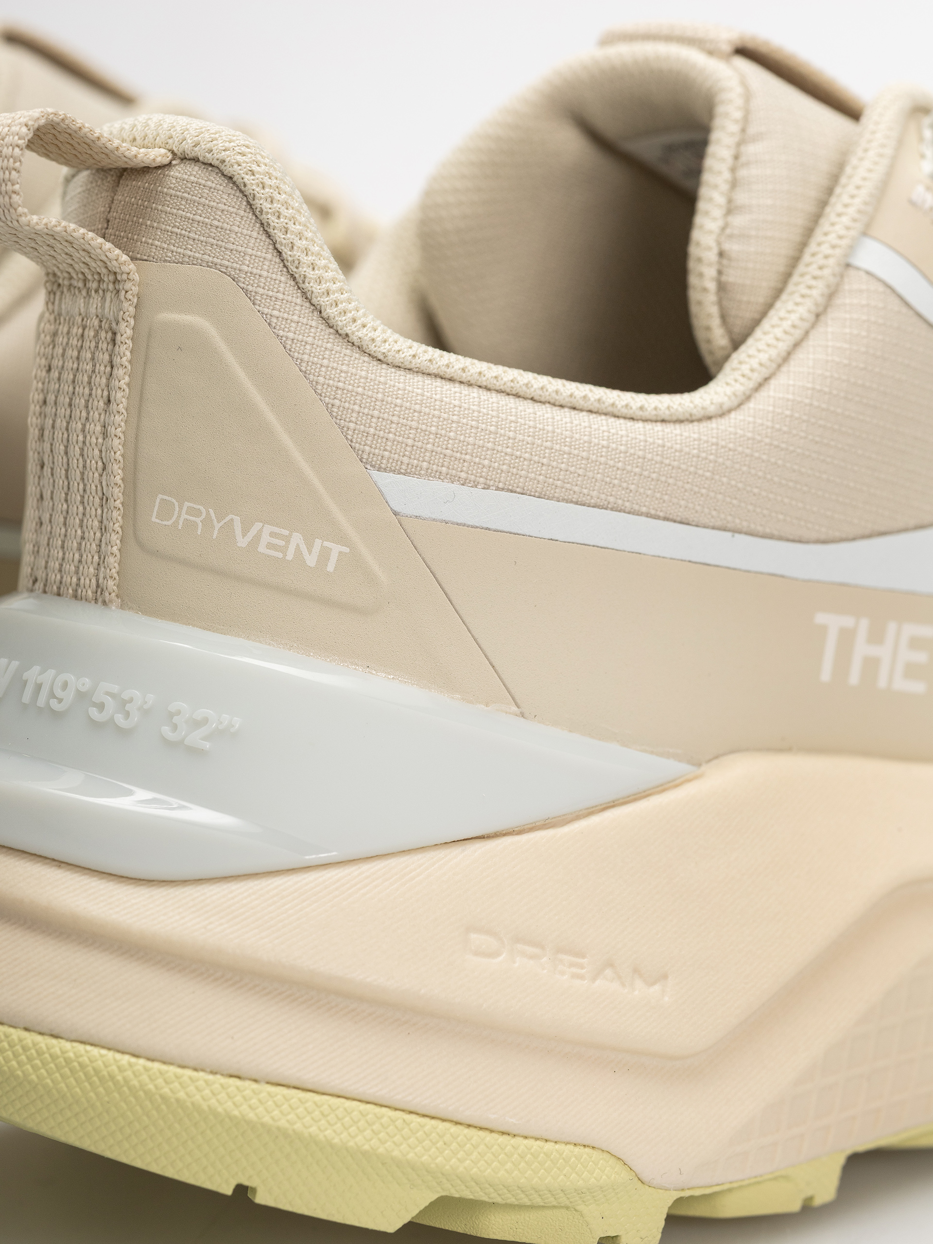 The North Face Fastpack Wp Wmn Shoes (desert stone/le)