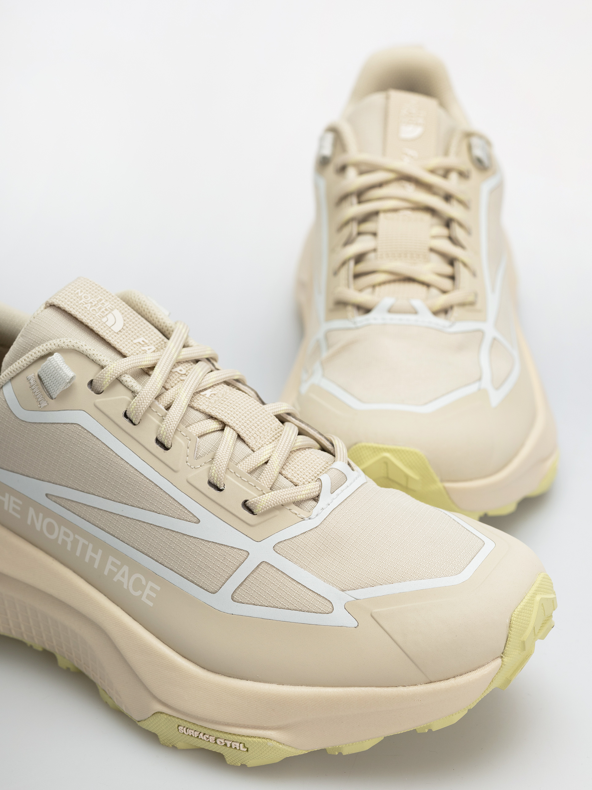 The North Face Fastpack Wp Shoes Wmn (desert stone/le)