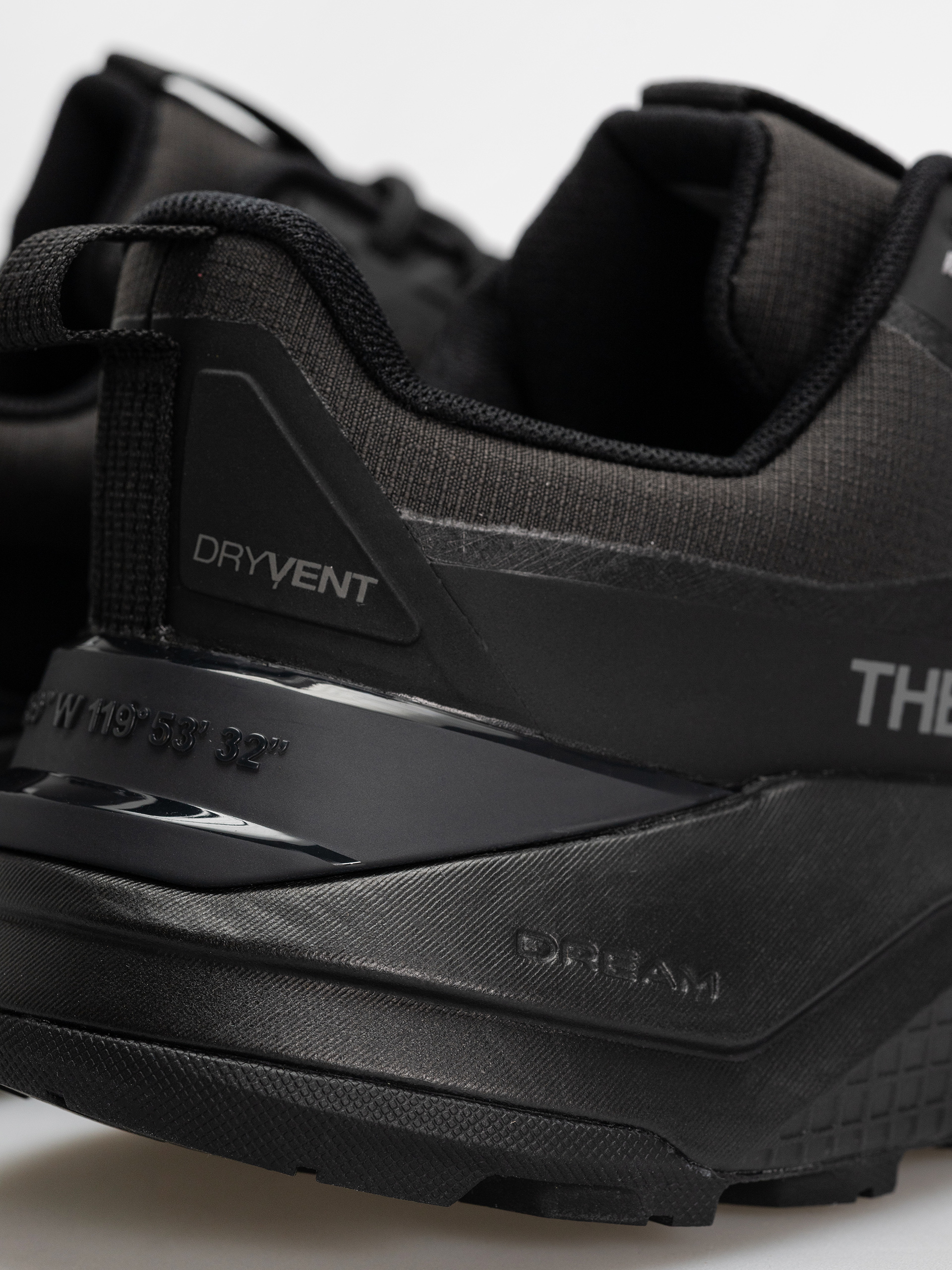 The North Face Fastpack Wp Shoes (tnf blk/tnf blk)