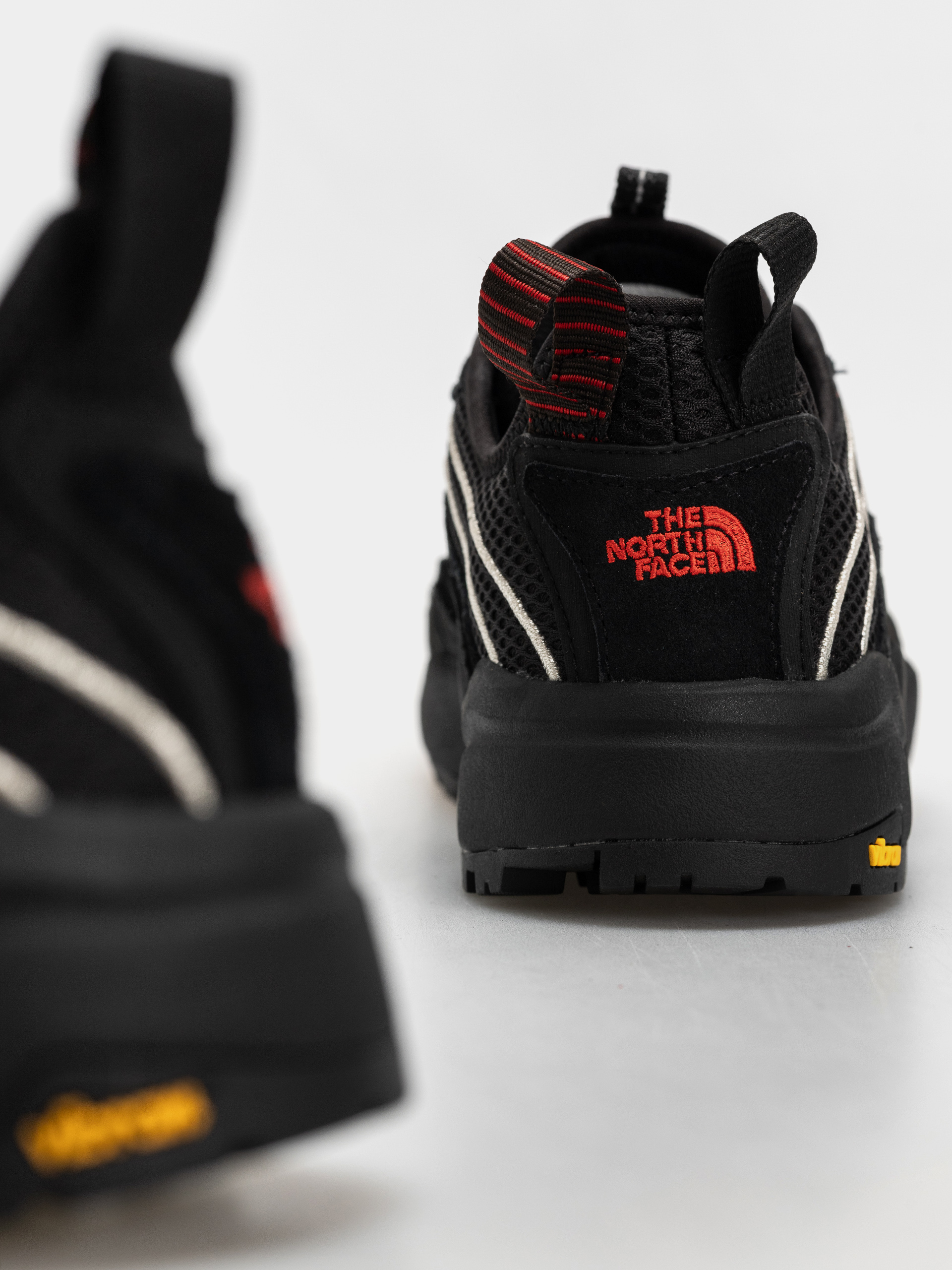 The North Face Clyffe Ultra Shoes (tnf blk/tnf red)