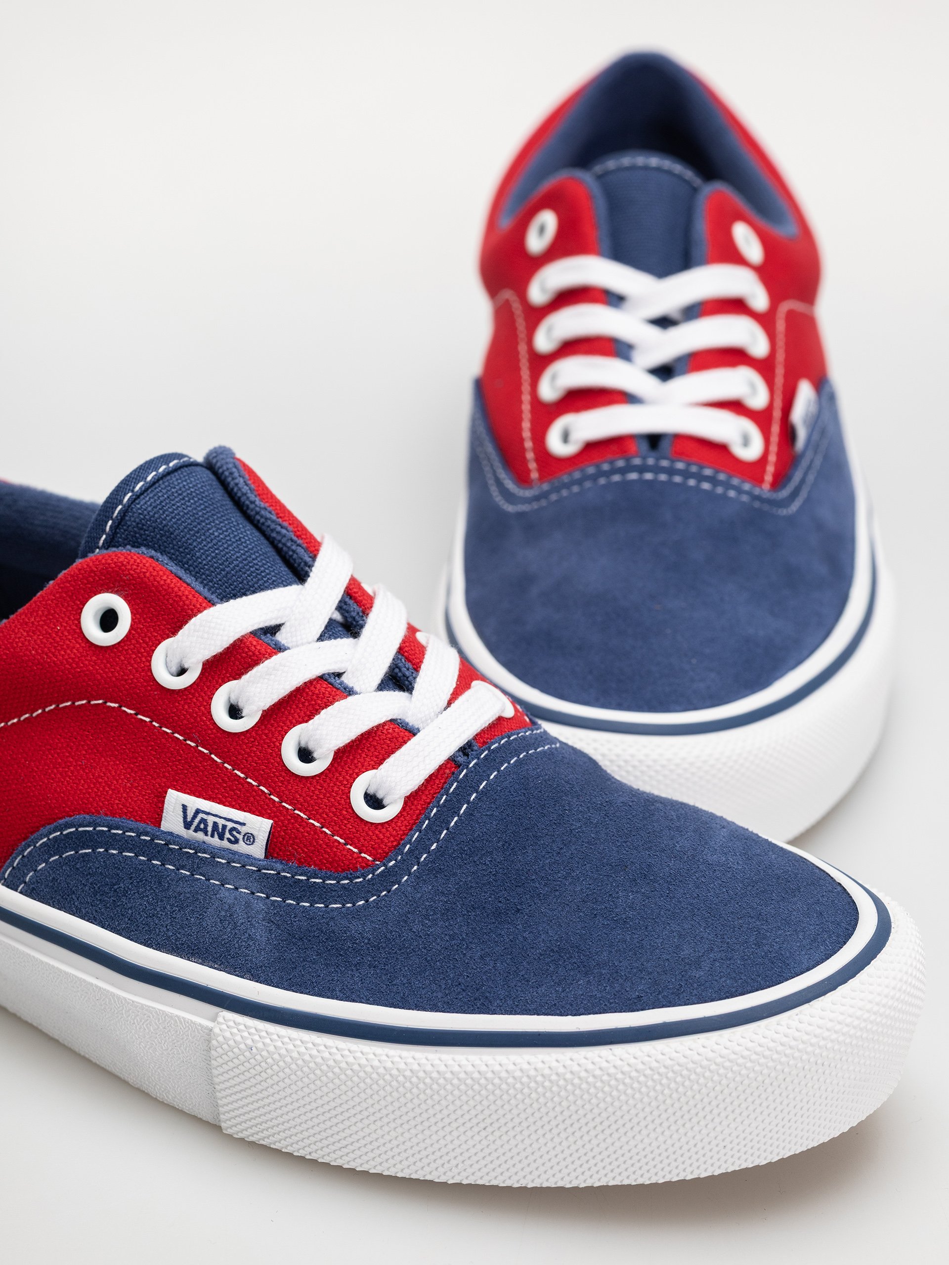 Vans Skate Era Shoes (blue/red)