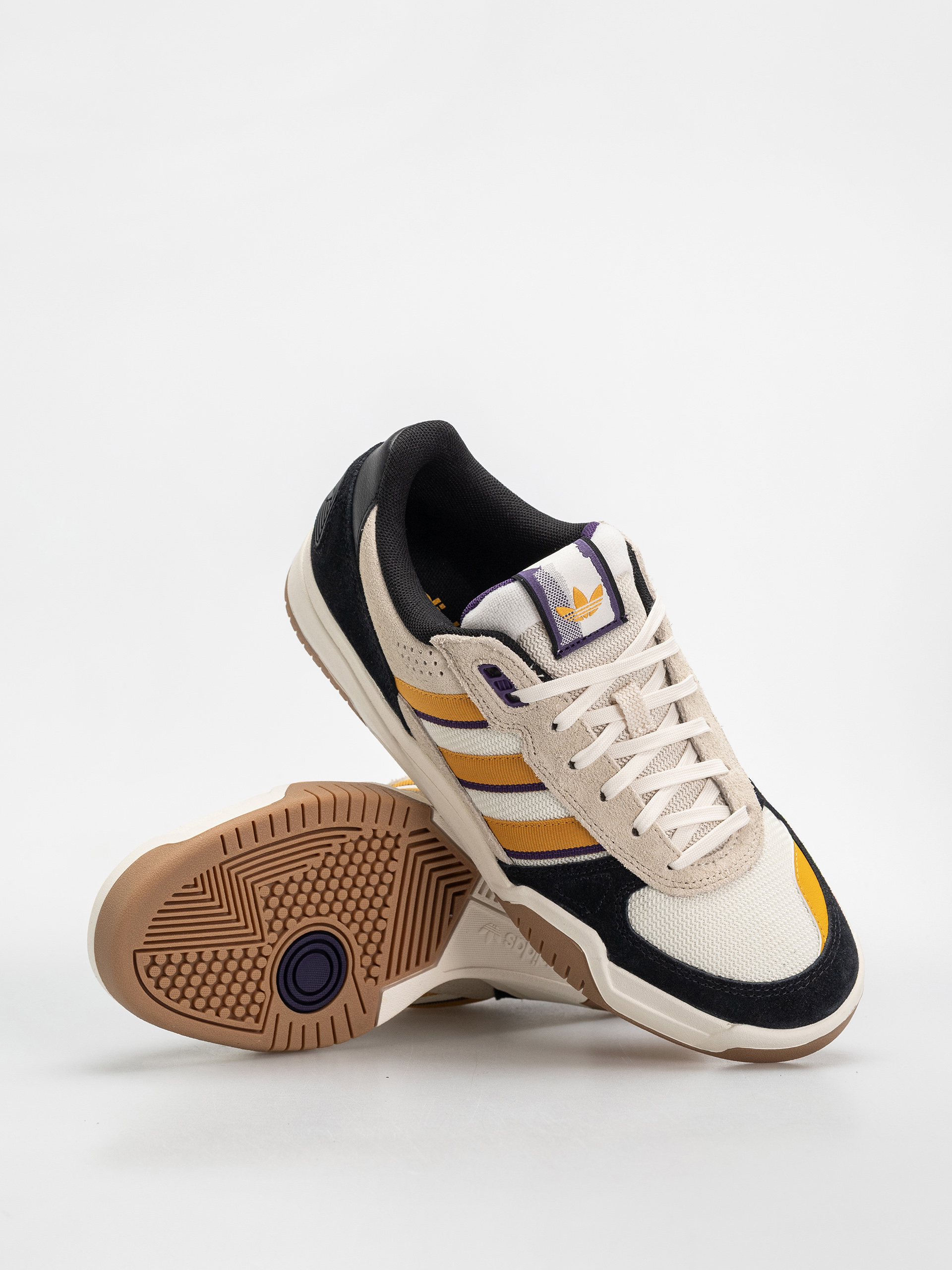 adidas Tekkira Cup Shoes (crewht/owhite/crewht)