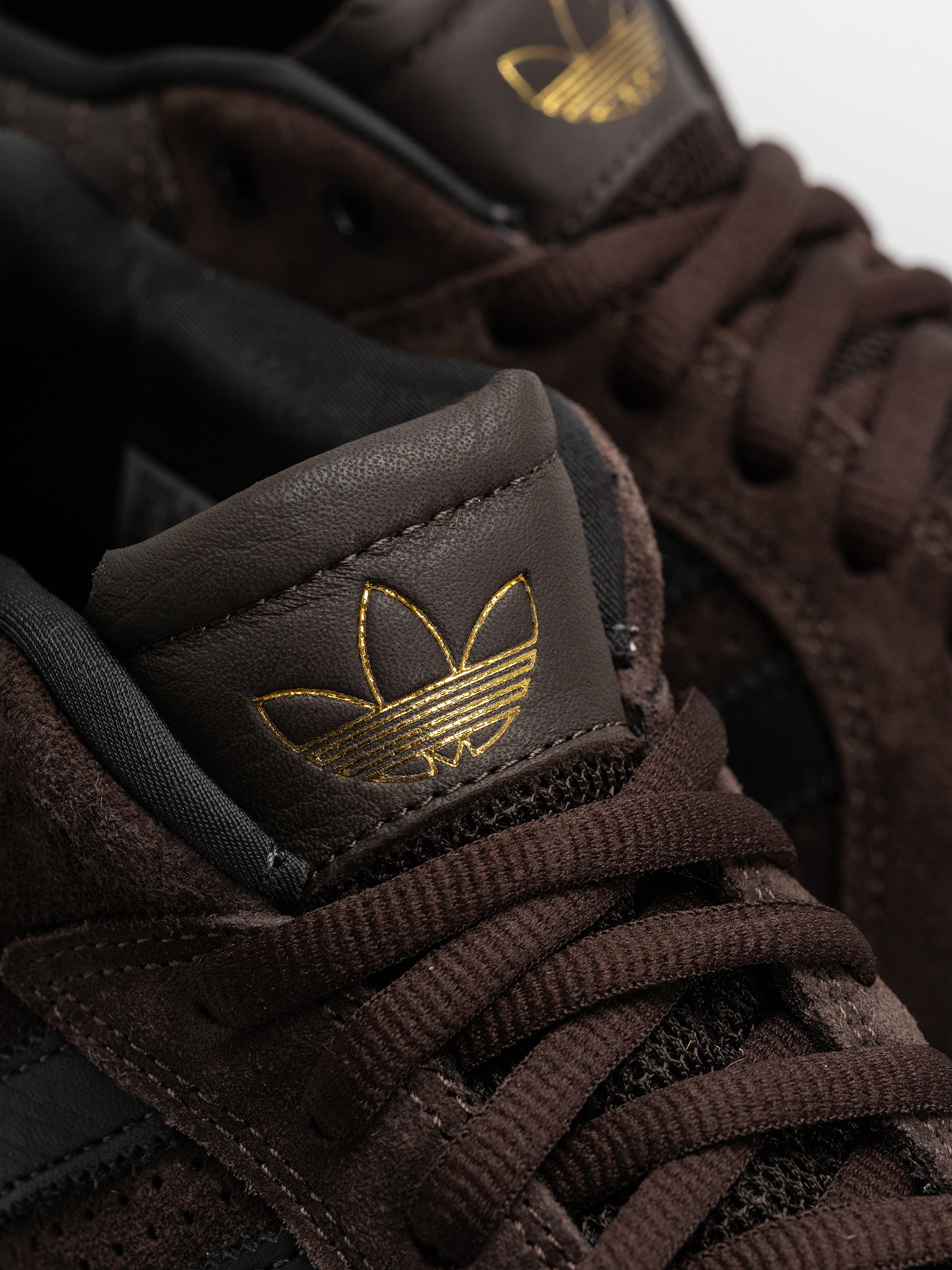 adidas Tyshawn Schuhe (carbon/carbon)